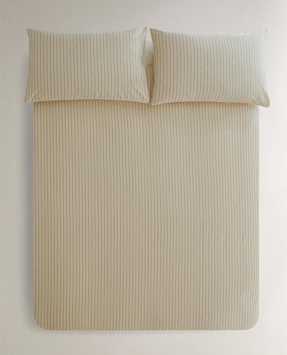 COPRIPIUMINO IN COTONE STROPICCIATO A RIGHE COPRIPIUMINO IN COTONE STROPICCIATO A RIGHE