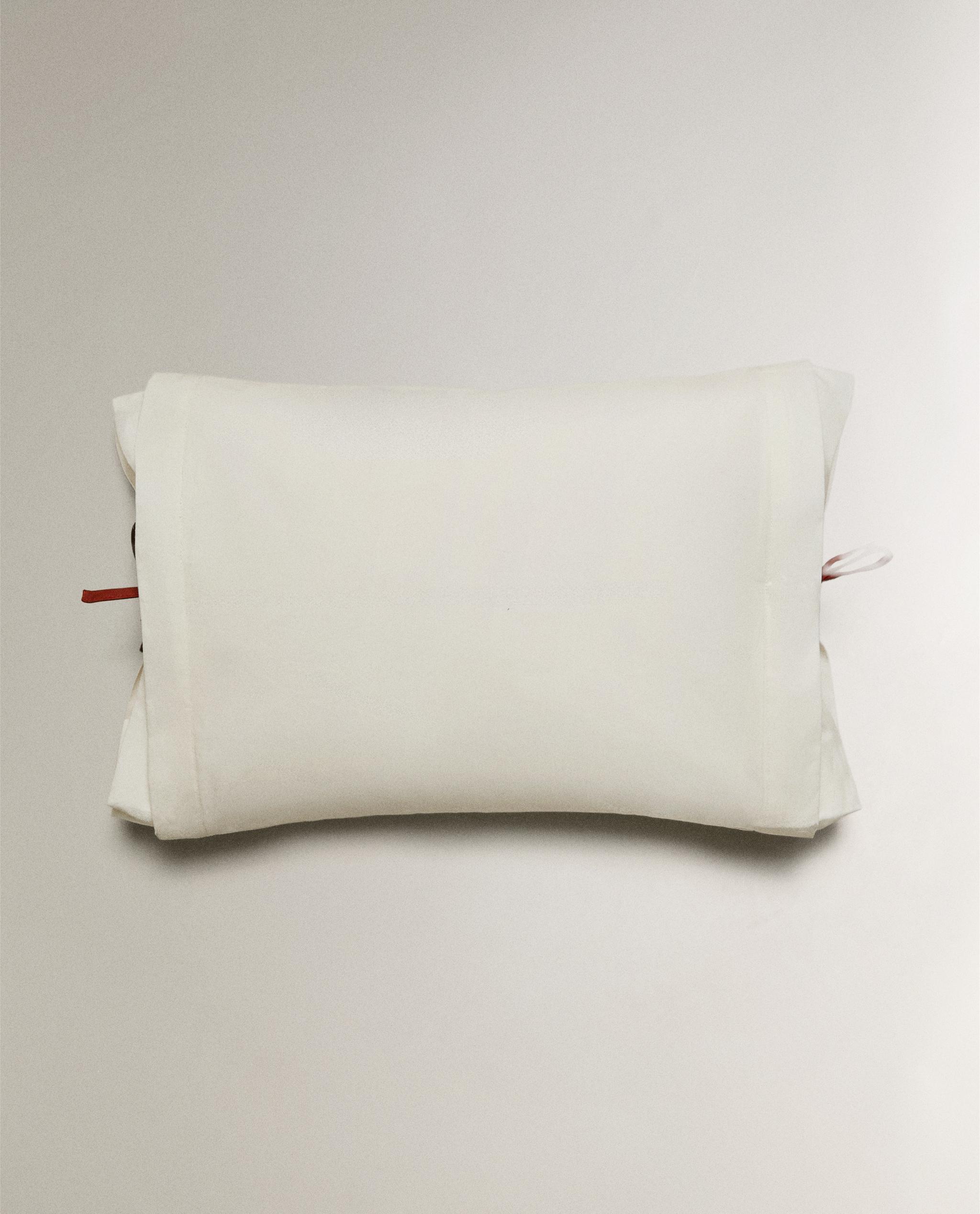 CUSHION COVER, DUVET COVER AND TEETHER product thumbnail 6