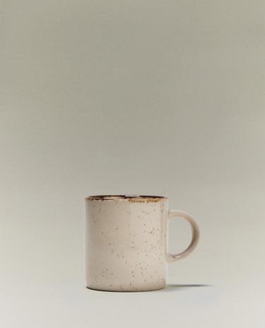 PORCELAIN MUG WITH ANTIQUE FINISH RIM