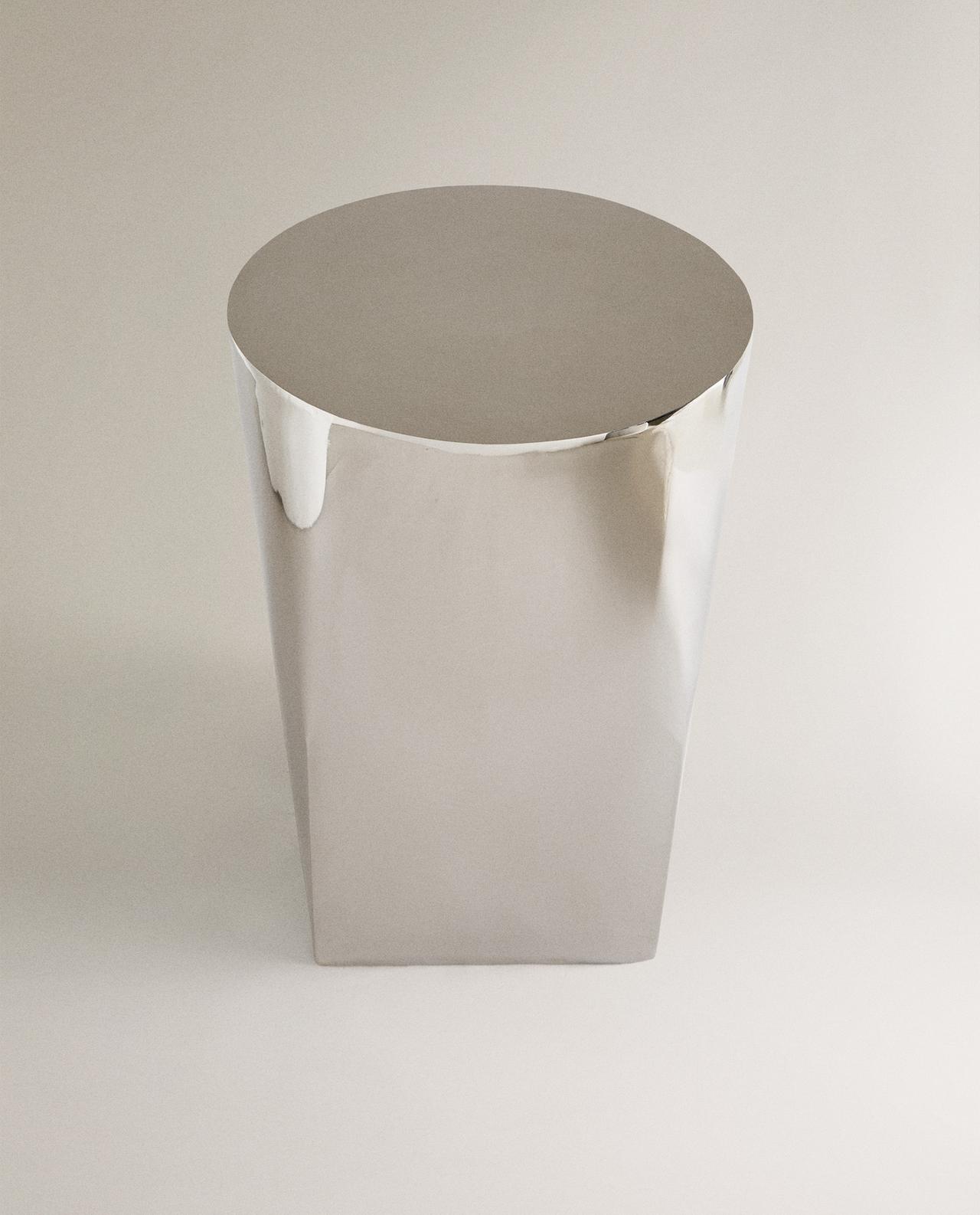 SWIVEL ACCENT CHAIR | Zara Home United Kingdom