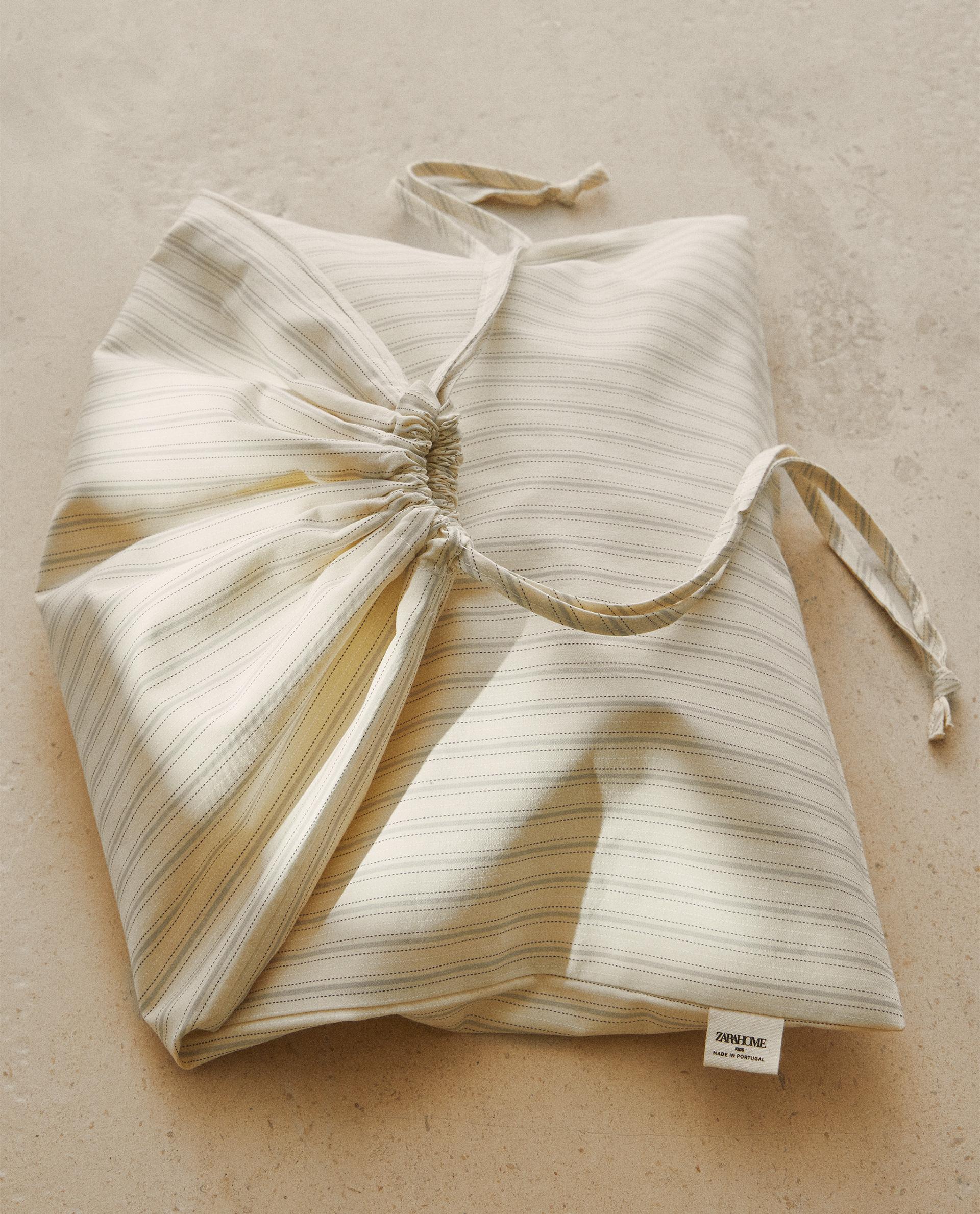 キッズ ストライプ柄 洋服収納 バッグ | Zara Home 日本/Japan