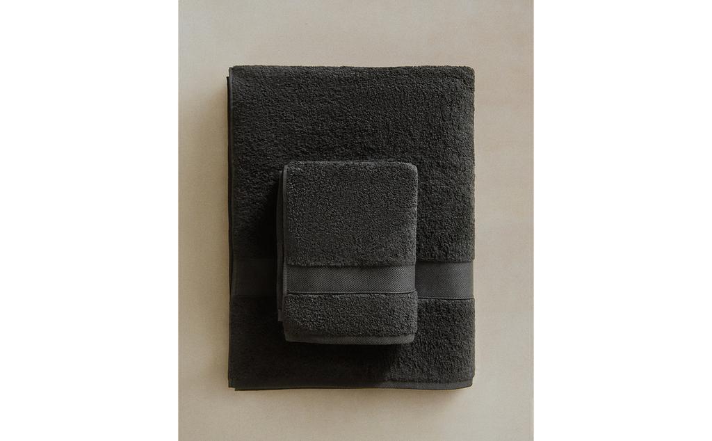 PREMIUM COTTON BATH TOWEL (600 GXM²)