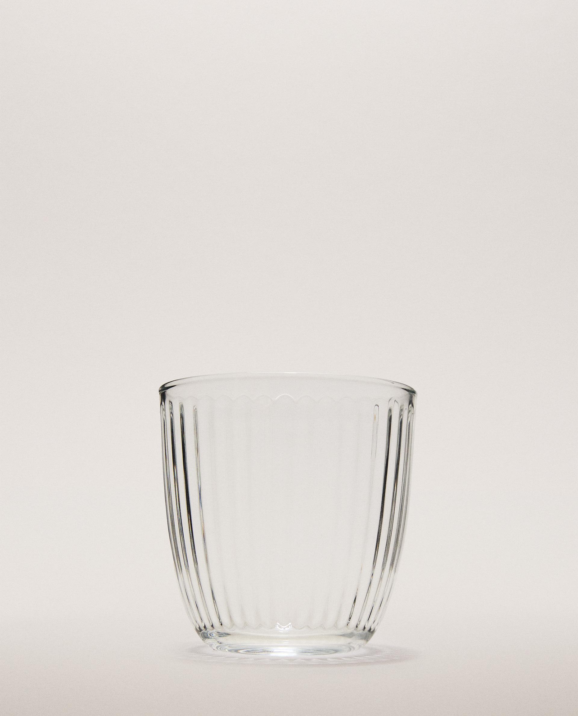 BICCHIERE IN VETRO CON LINEE BICCHIERE IN VETRO CON LINEE