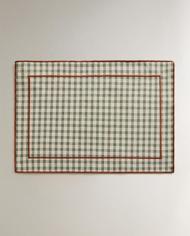 MANTEL INDIVIDUAL CUADRO Y PESPUNTE