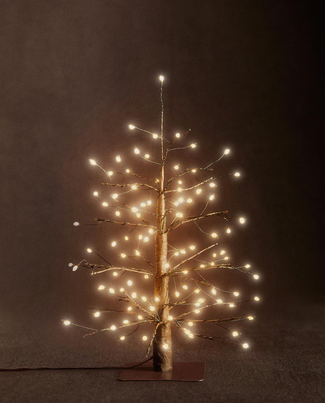ÁRBOL NAVIDAD LUZ LED (33 CM) | Zara Home United States of America, image size:1125x1394