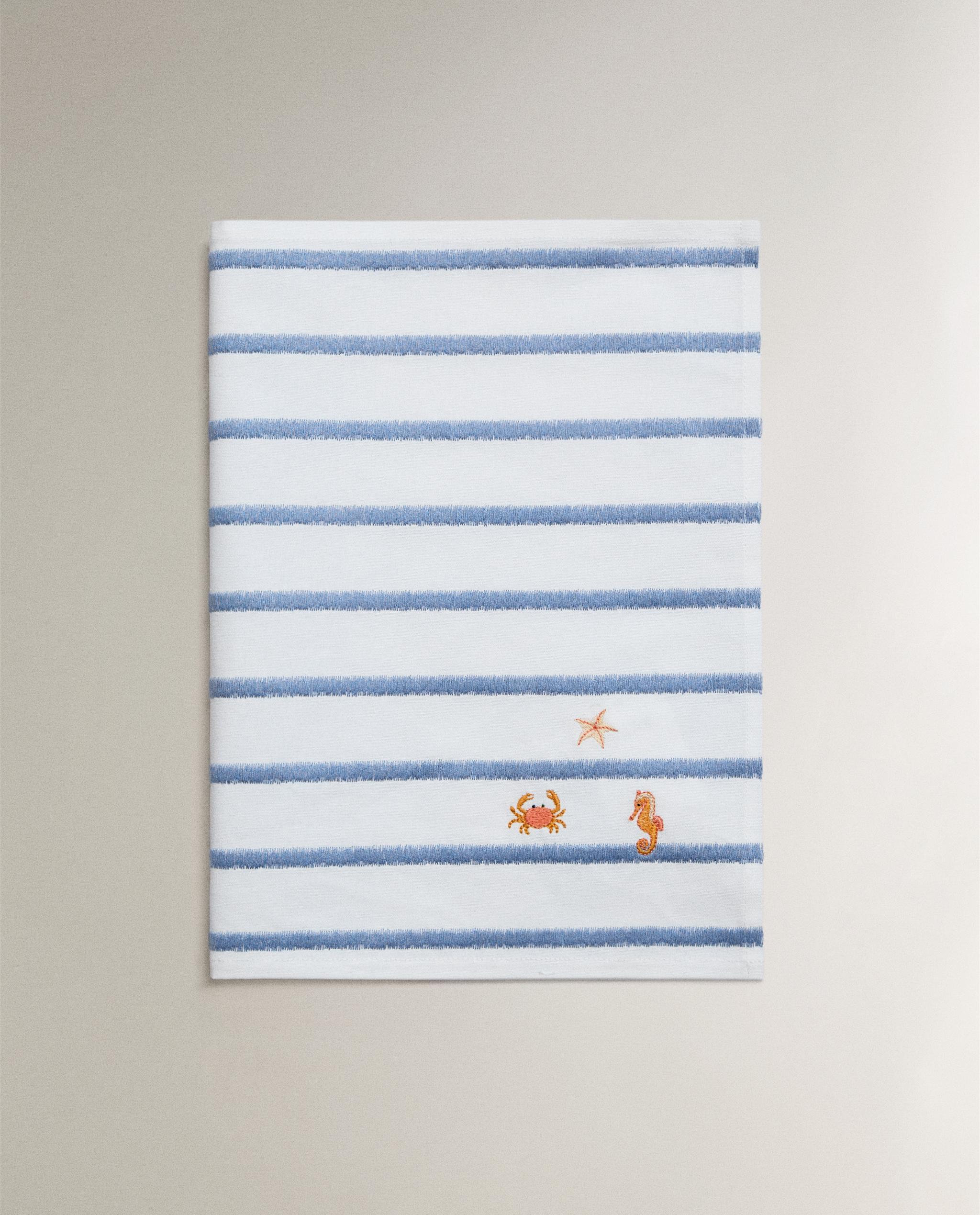 EMBROIDERED PLACEMAT product thumbnail 14