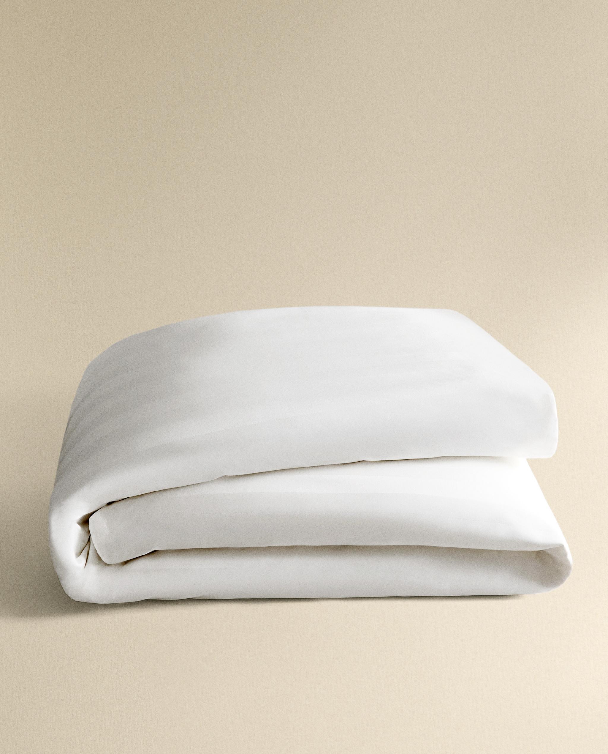 STRIPED SATEEN DUVET COVER (500 THREAD COUNT) product thumbnail 20