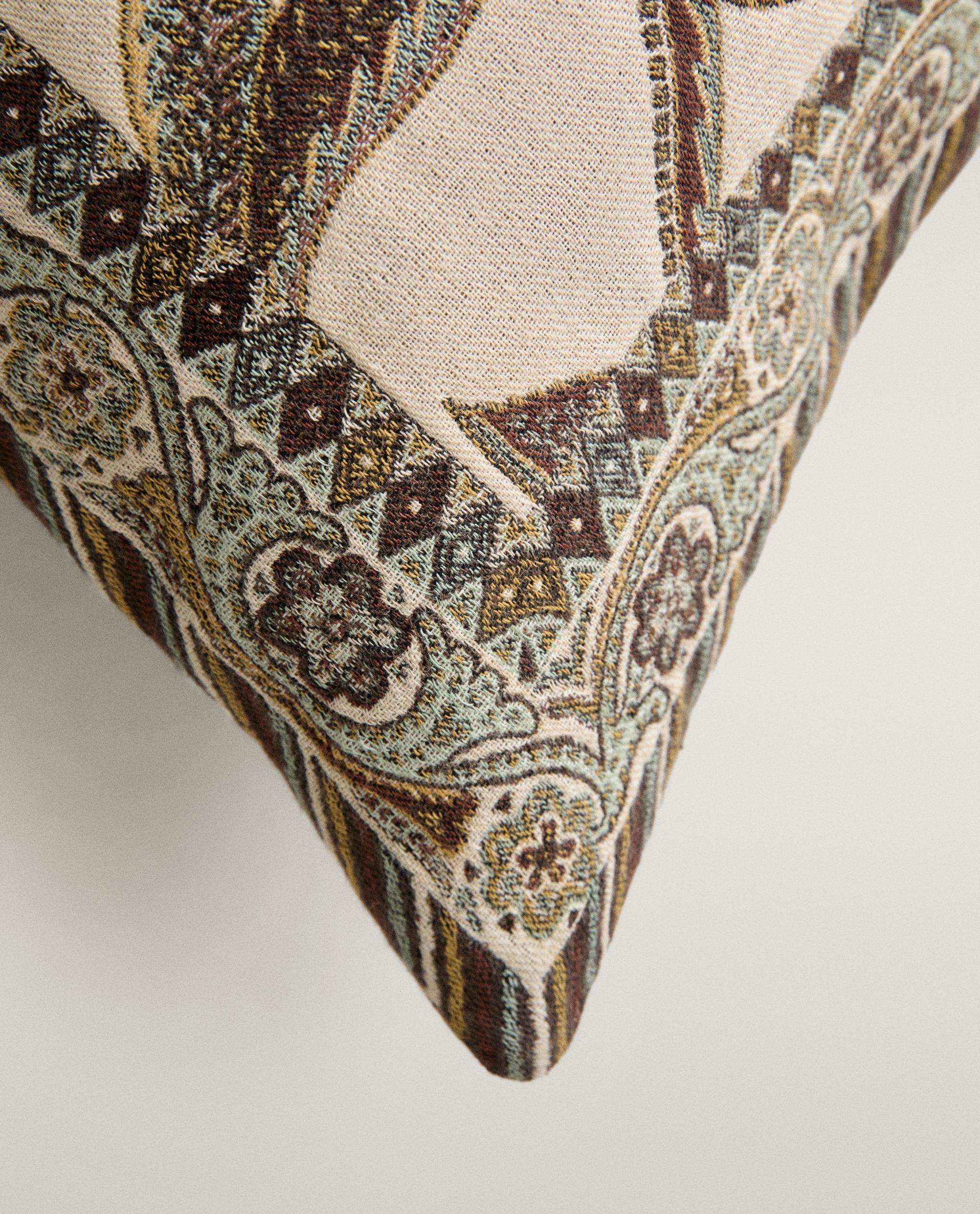 JACQUARD CUSHION COVER product thumbnail 8