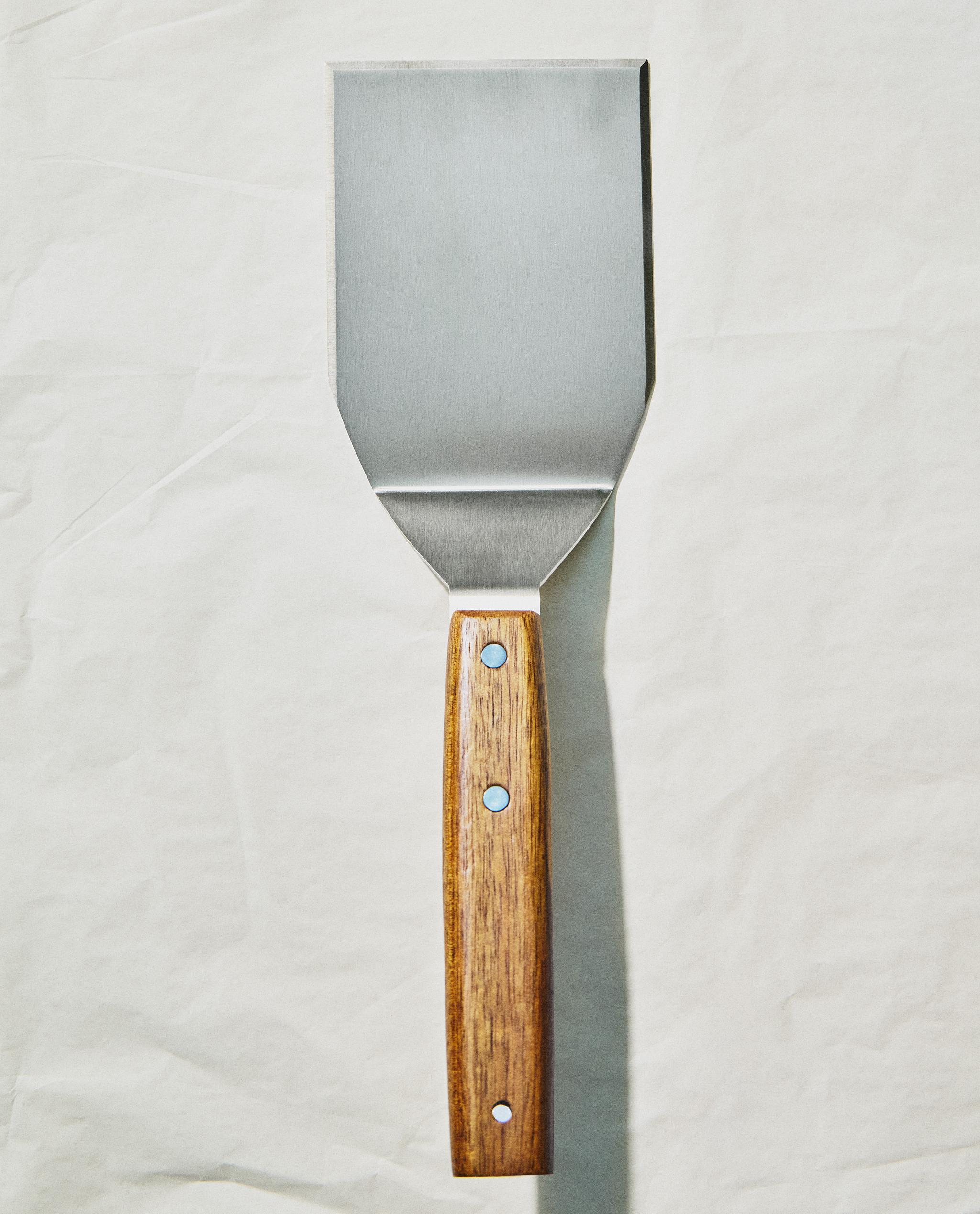 STEEL AND WOOD HAMBURGER SPATULA product thumbnail 10