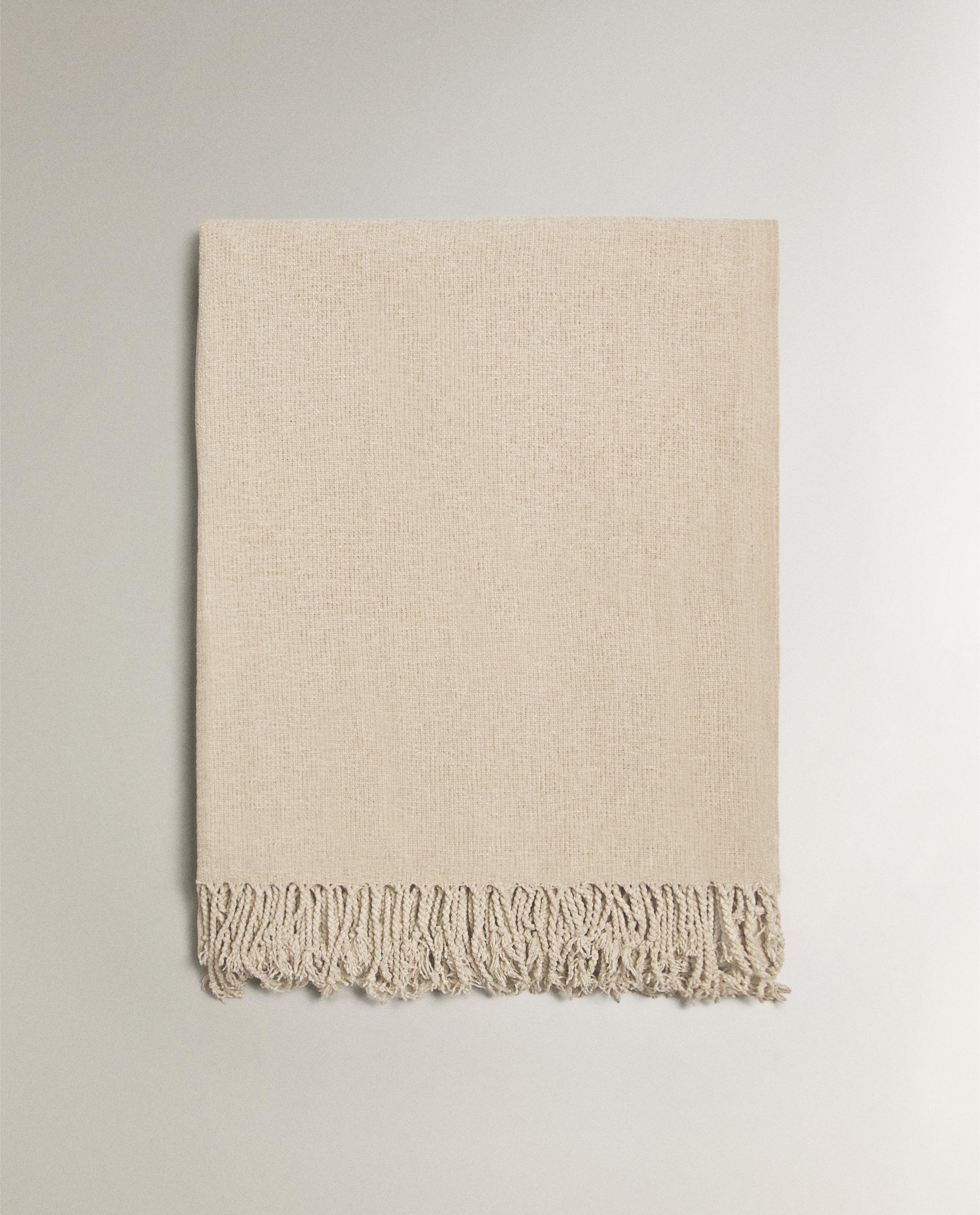 CHENILLE THROW product thumbnail 14