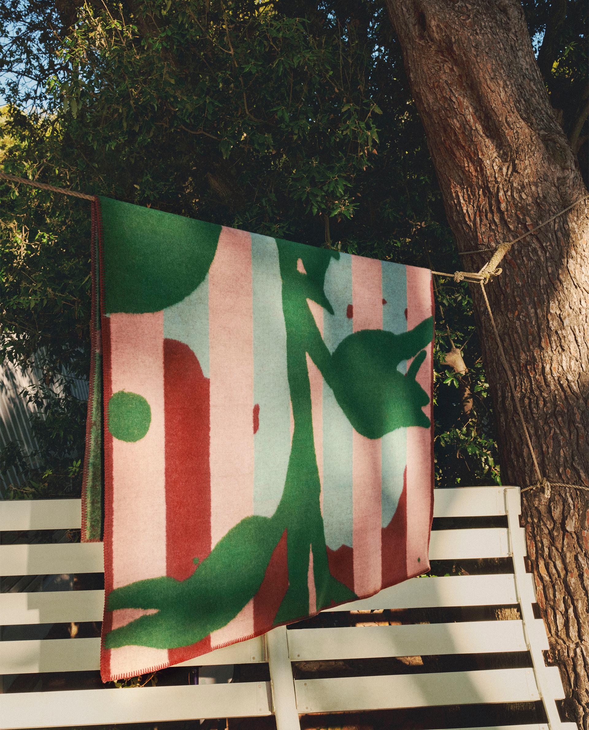 ウール ストライプ ブランチ X COLLAGERIE ブランケット | Zara Home