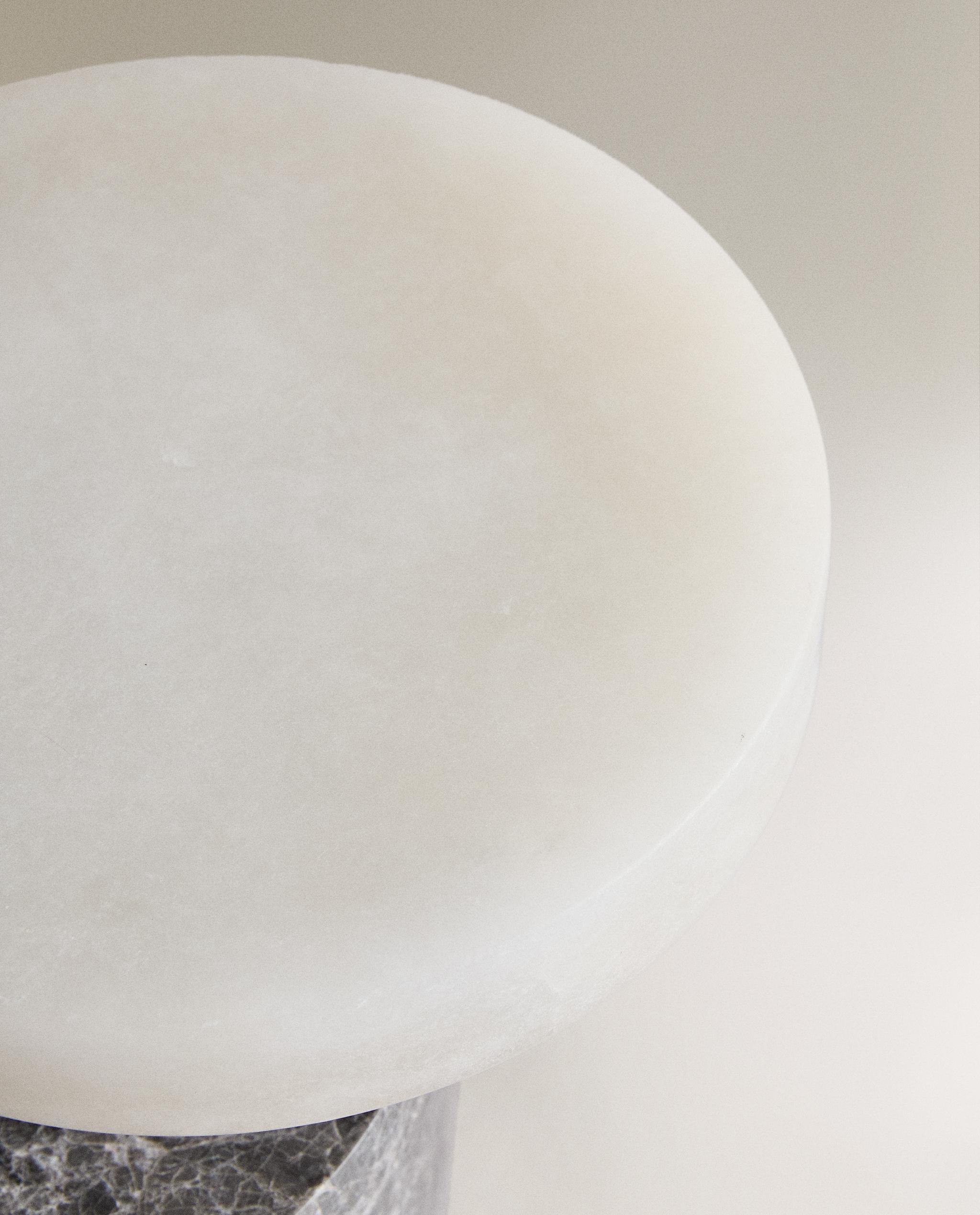 ALABASTER AND MARBLE TABLE LAMP product thumbnail 3