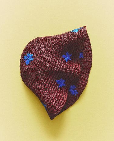 قبعة شاطئ ورقية بأزهار للأطفال