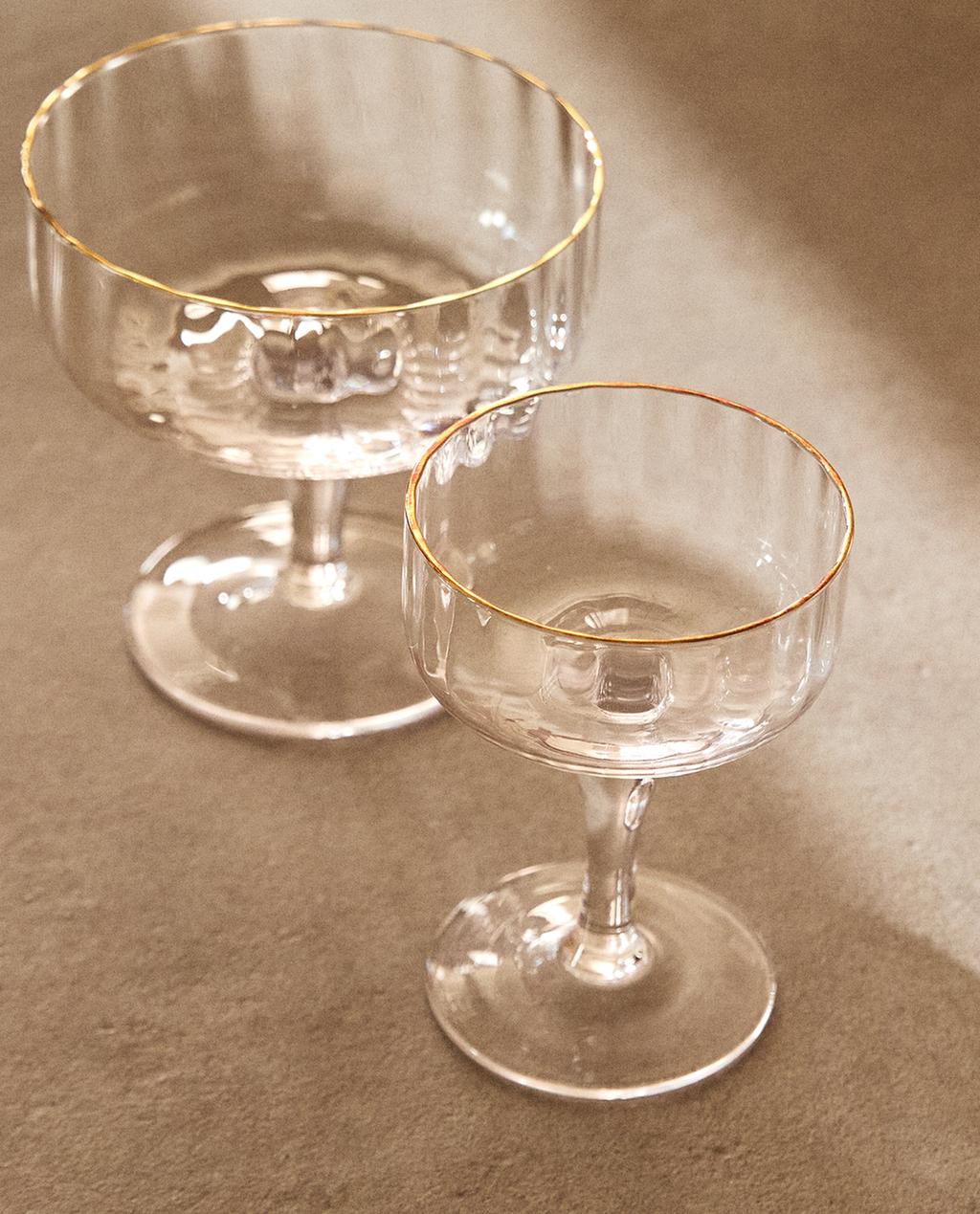 RAISED DESIGN GLASSWARE SET WITH GOLD RIM