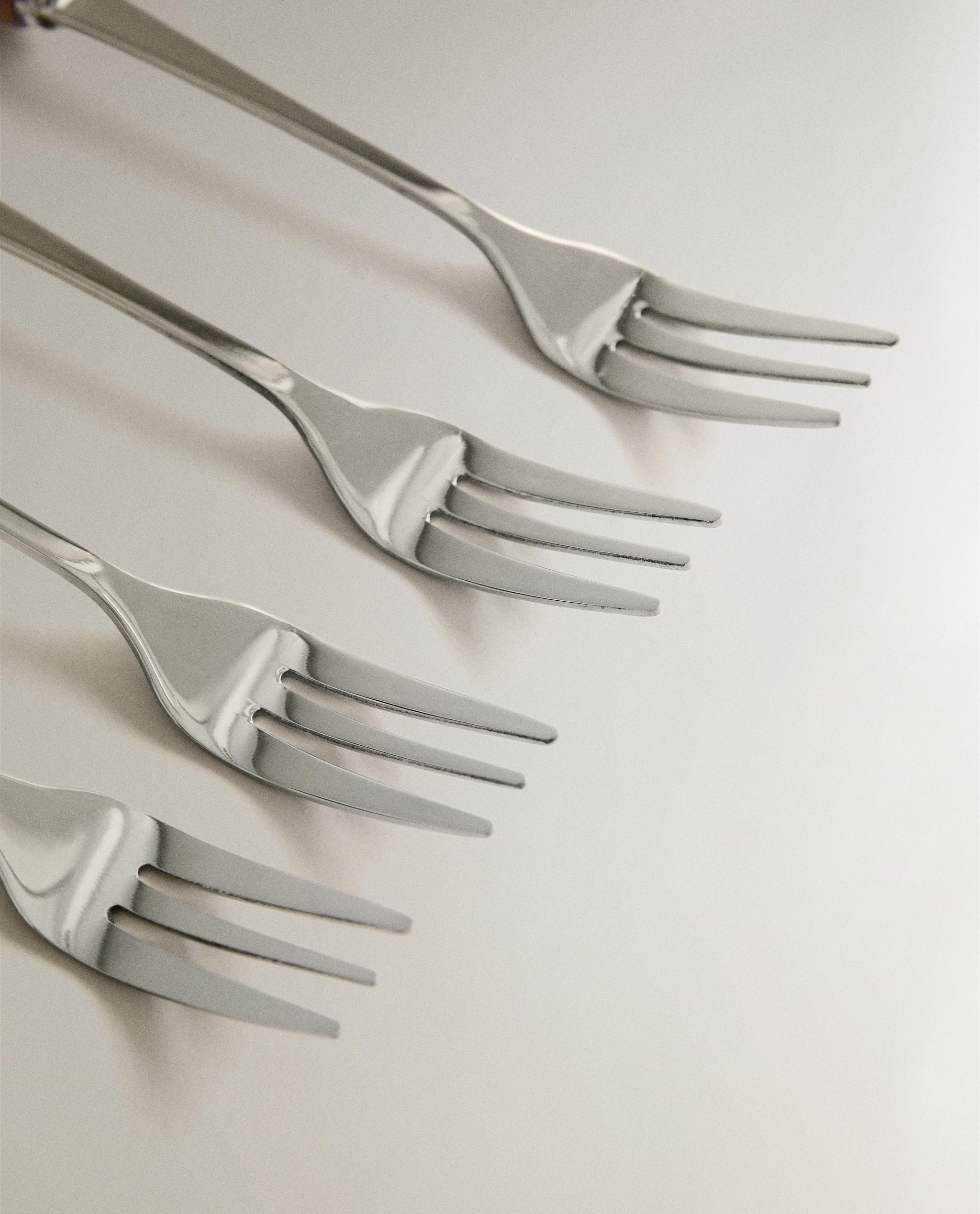 PACK OF WOODEN DESSERT FORKS (PACK OF 4) product thumbnail 6