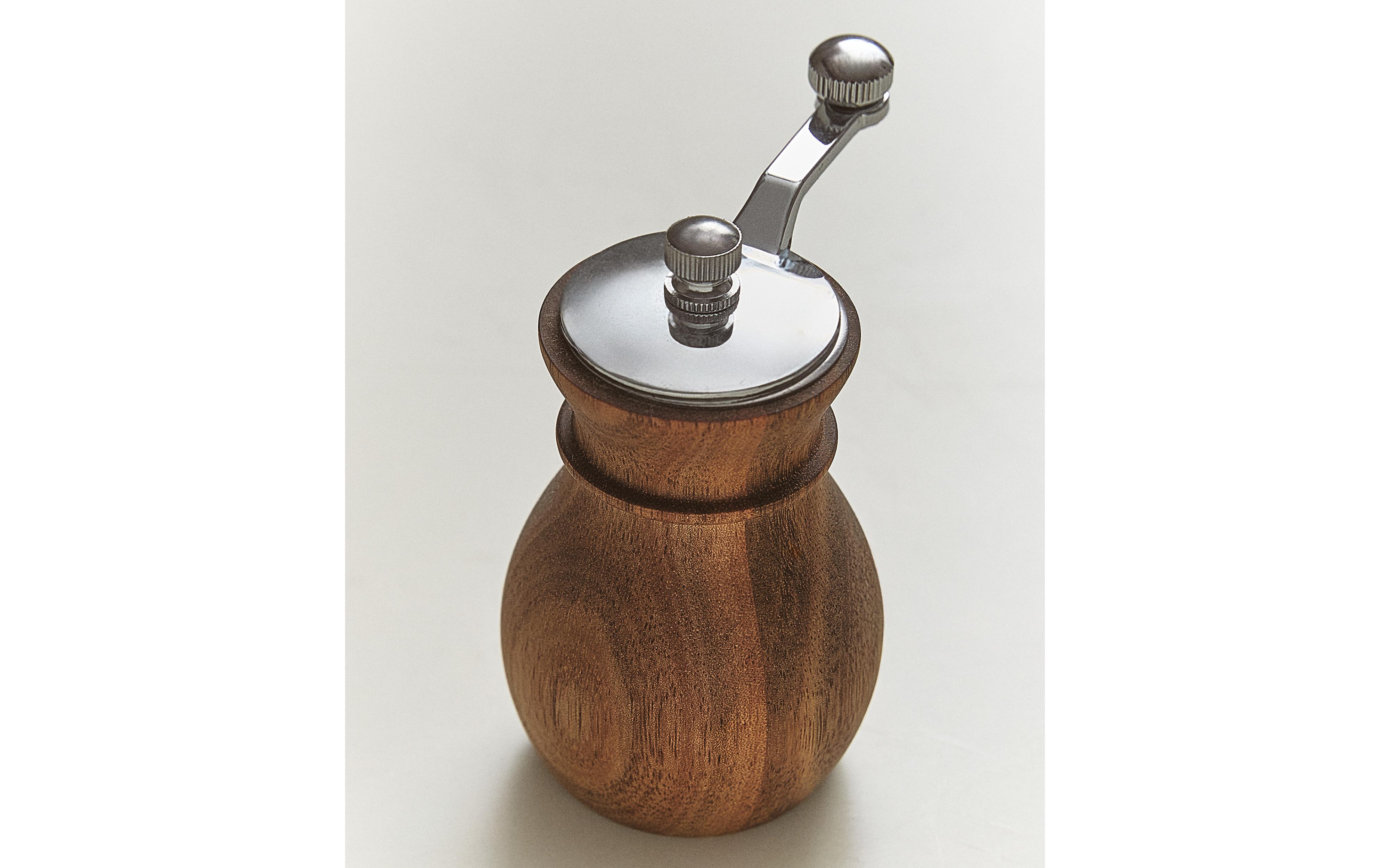 WOODEN PEPPER MILL WITH STEEL LID product thumbnail 3