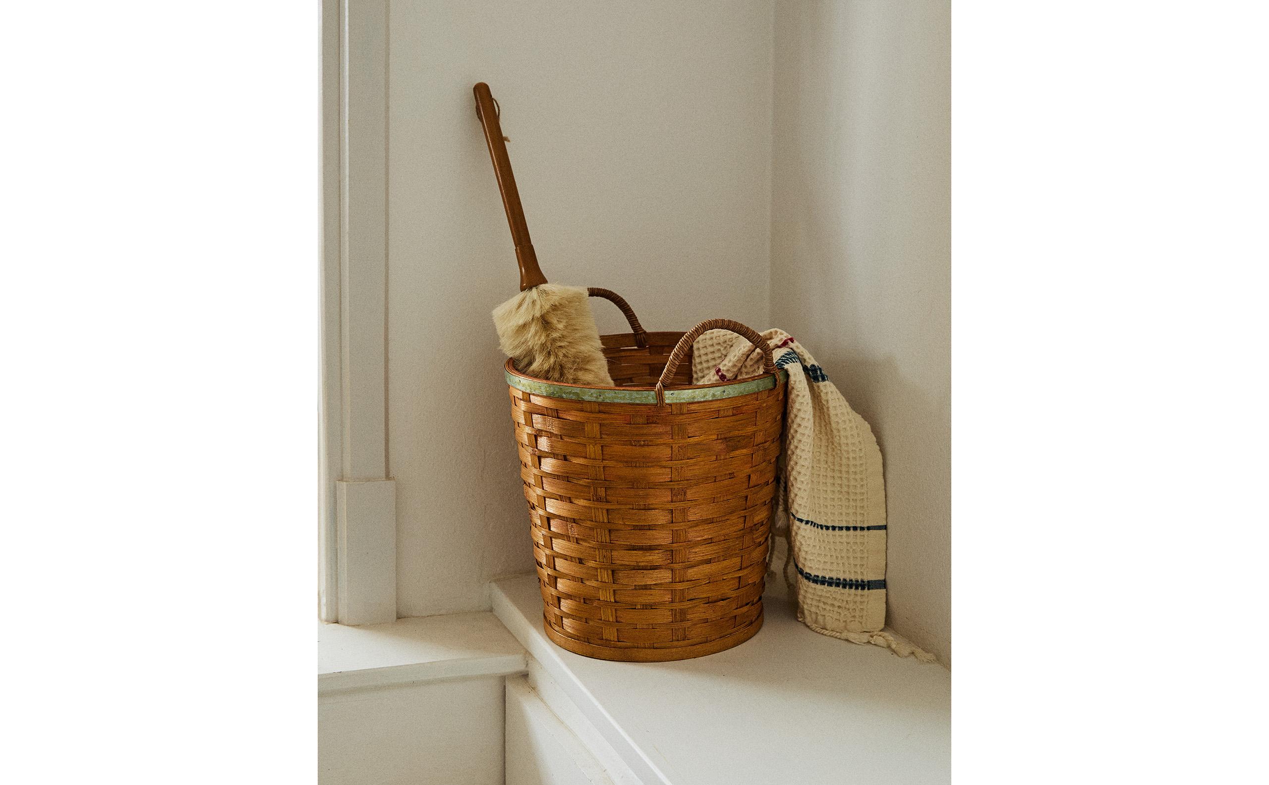 ROUND BAMBOO BASKET