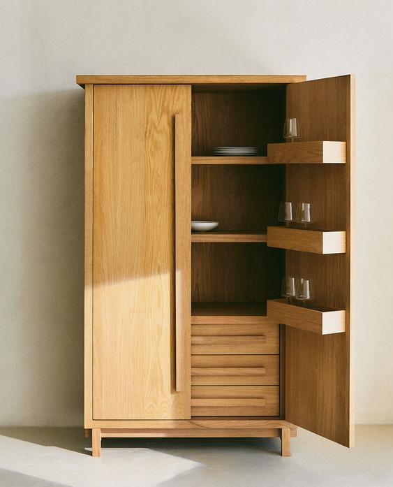 CABINET 01