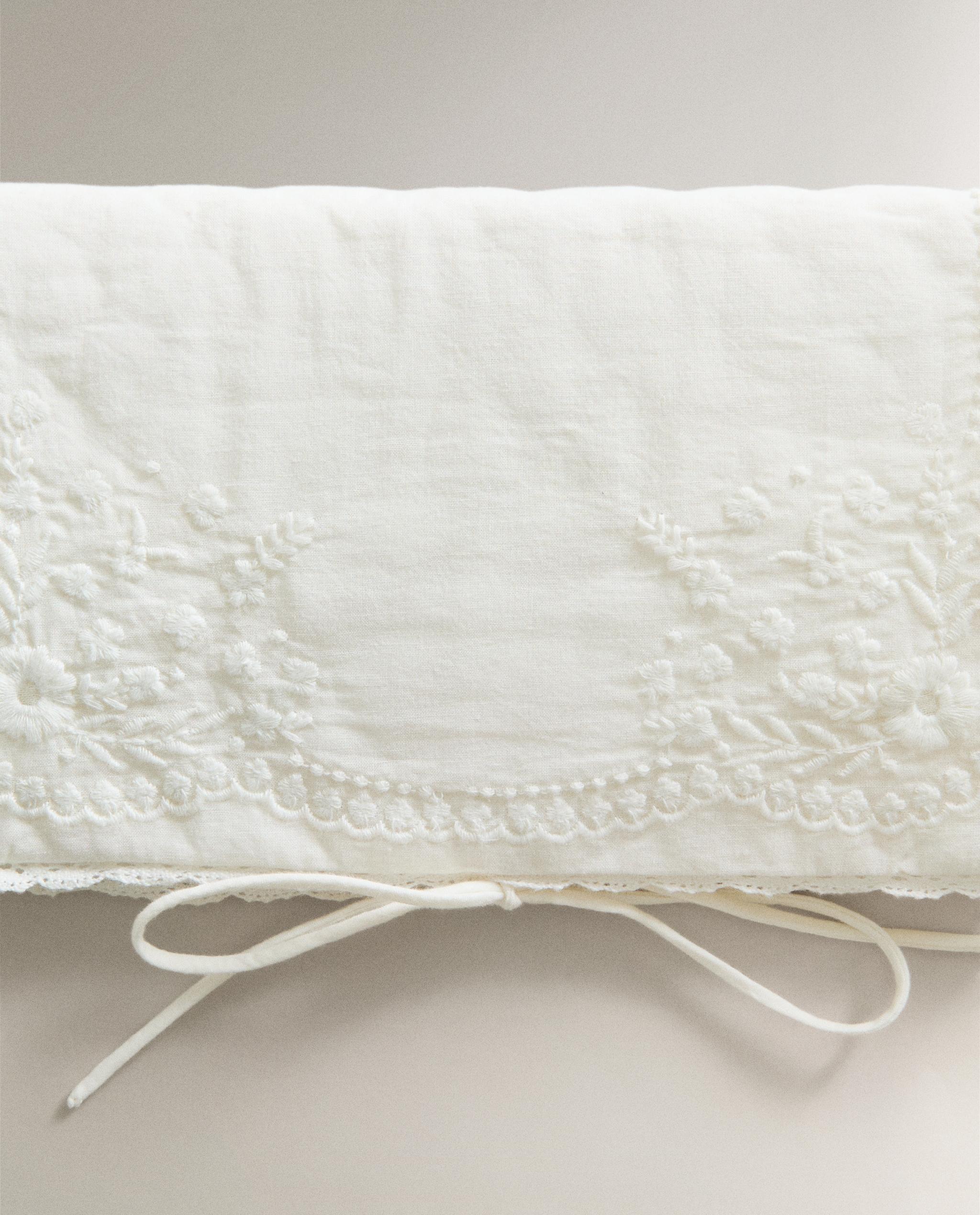 EMBROIDERED COTTON EYE MASK AND BAG SET product thumbnail 9