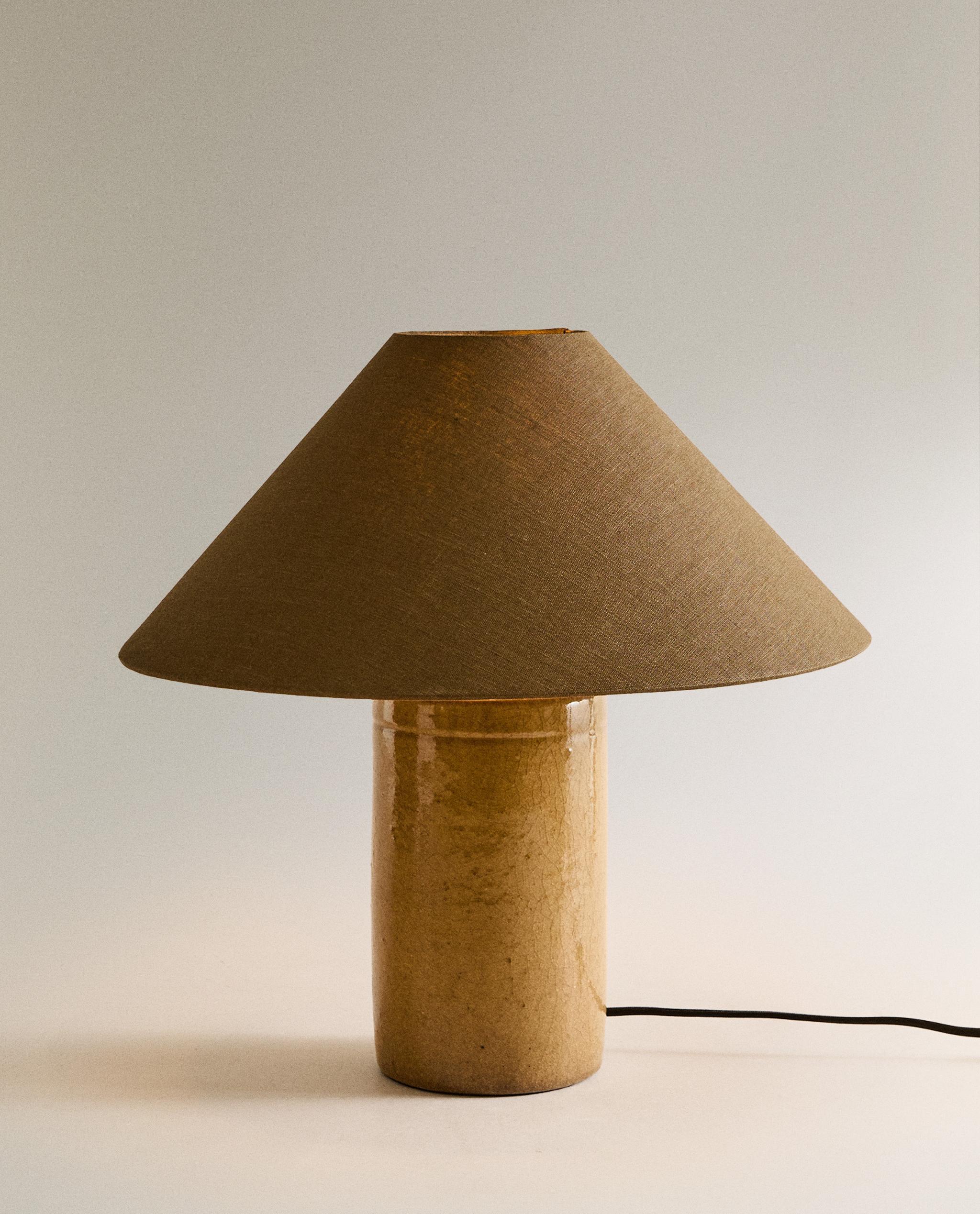 TABLE LAMP WITH STONEWARE BASE product thumbnail 5
