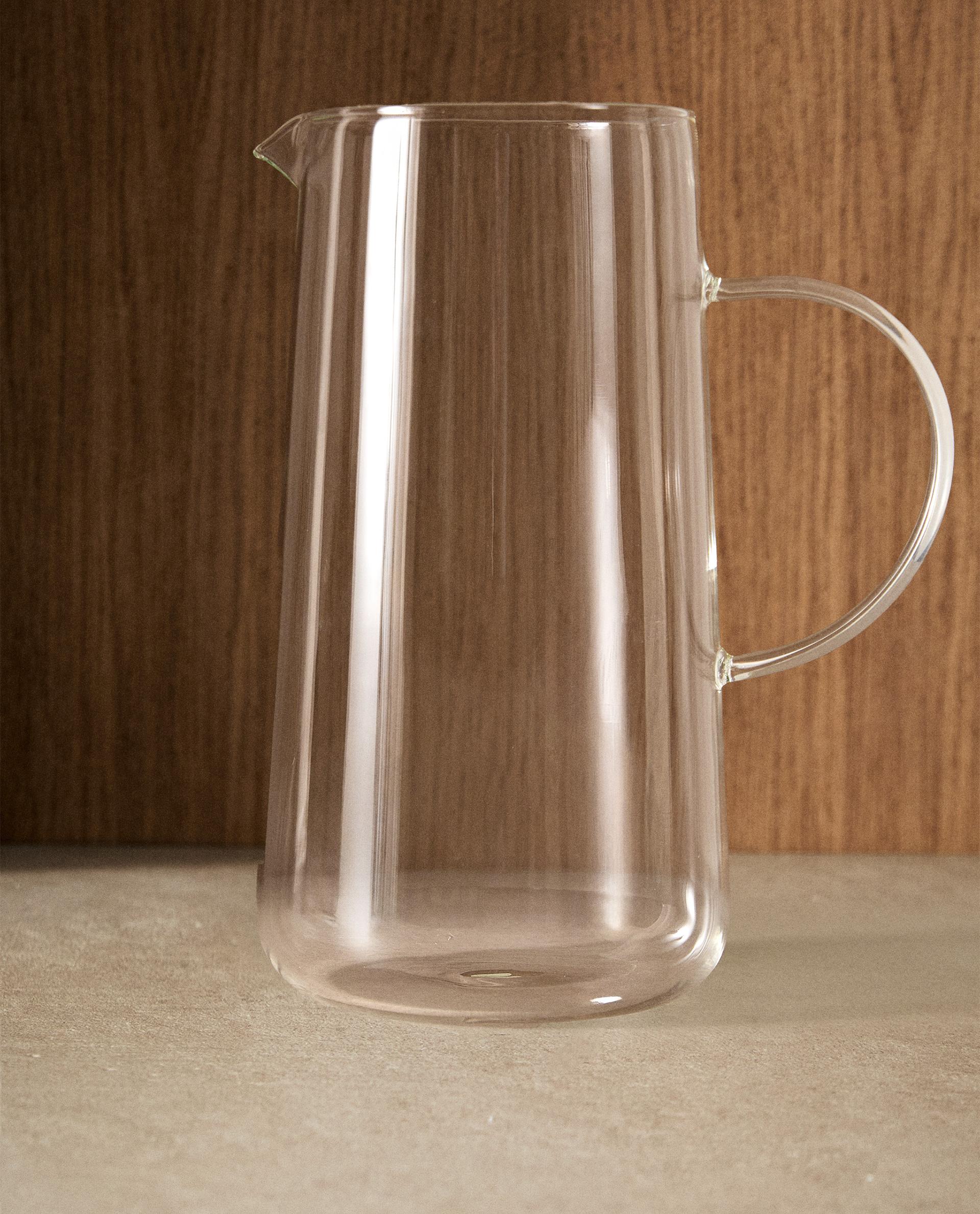 BOROSILICATE JUG