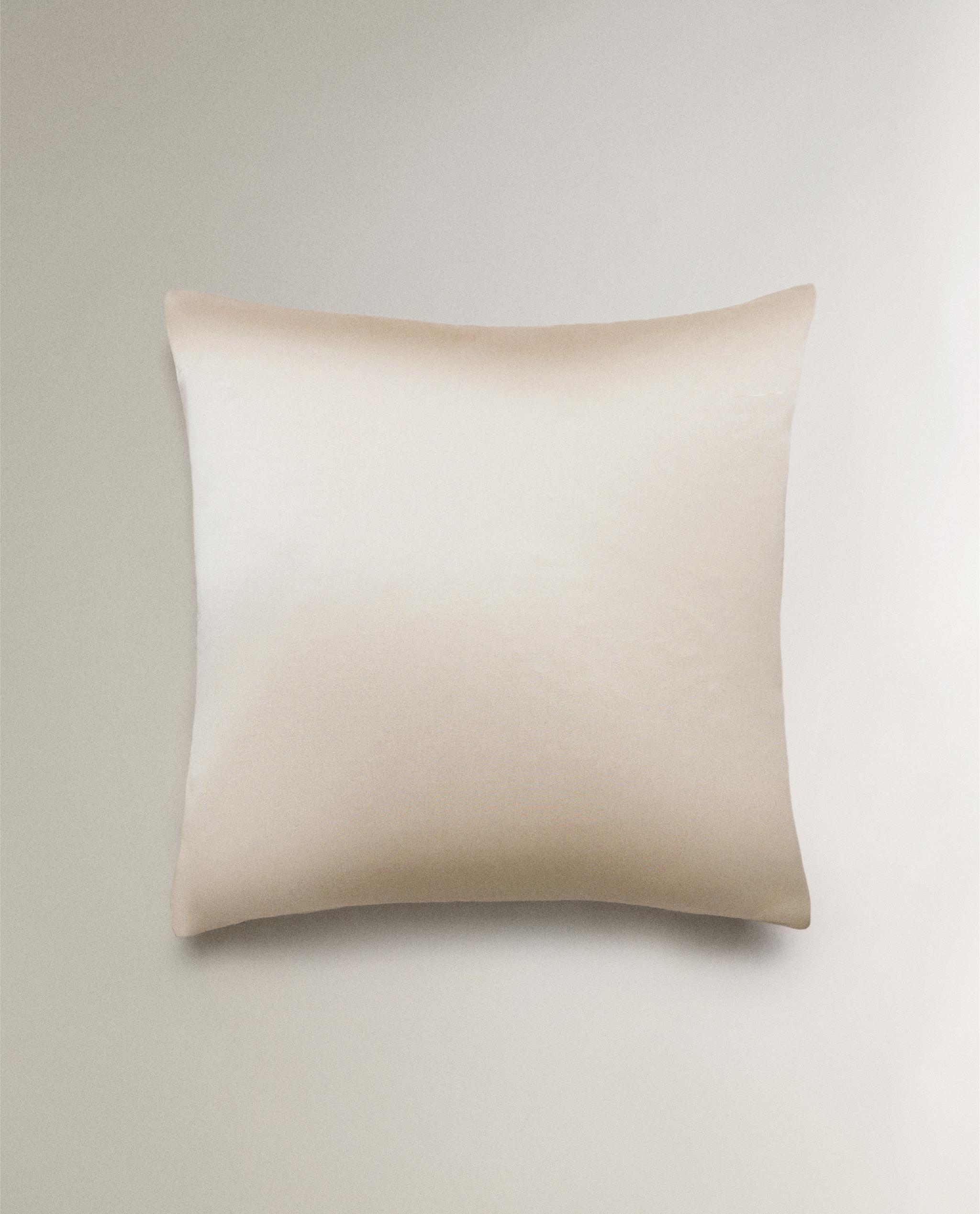 LEAF PRINT SATEEN CUSHION COVER product thumbnail 9