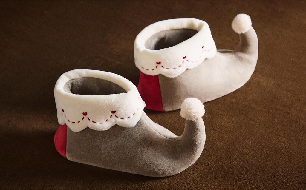 CHRISTMAS ELF SLIPPERS