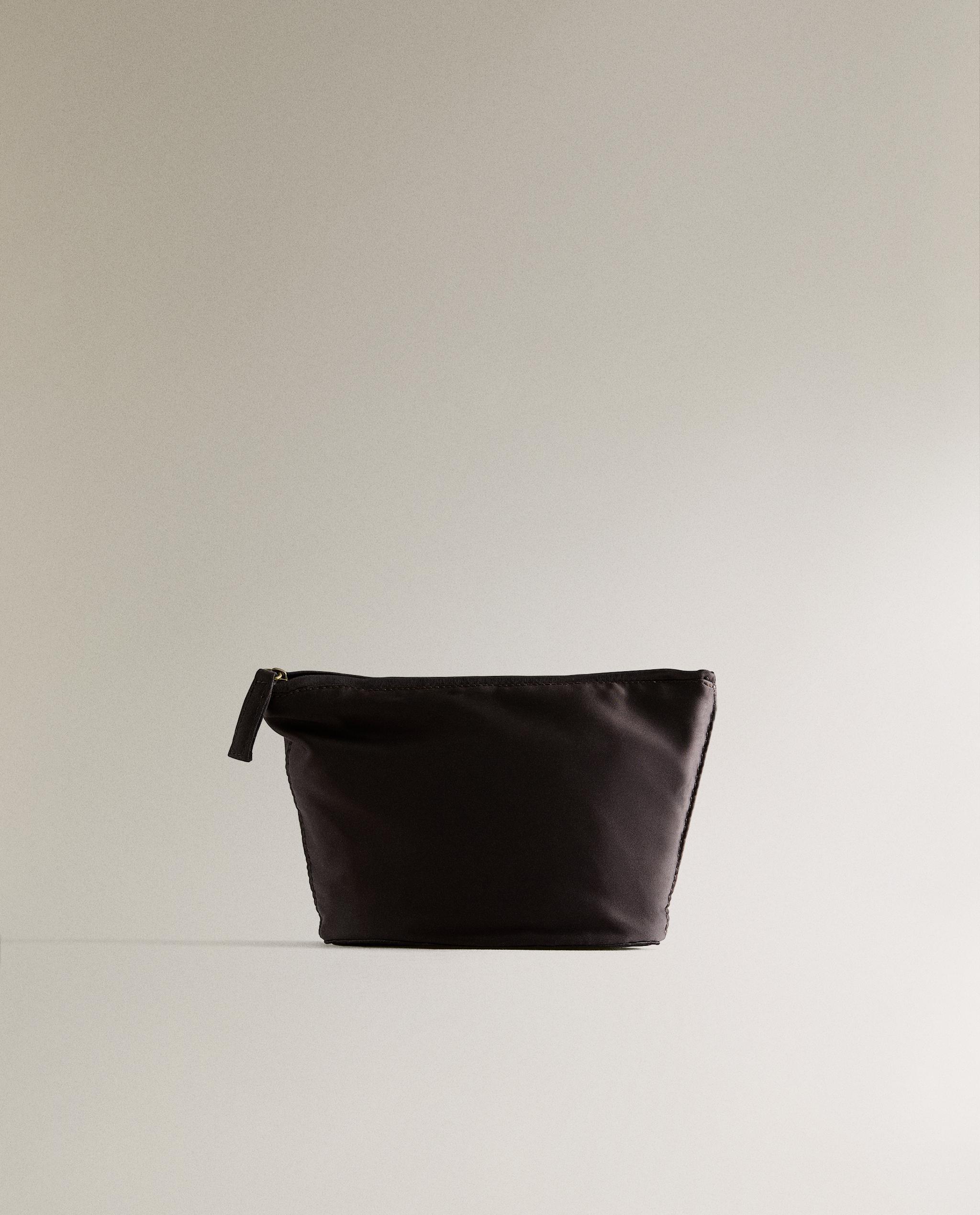 SATEEN WASH BAG product thumbnail 9