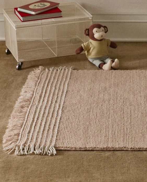 WEŁNIANY DYWAN DZIECIĘCY