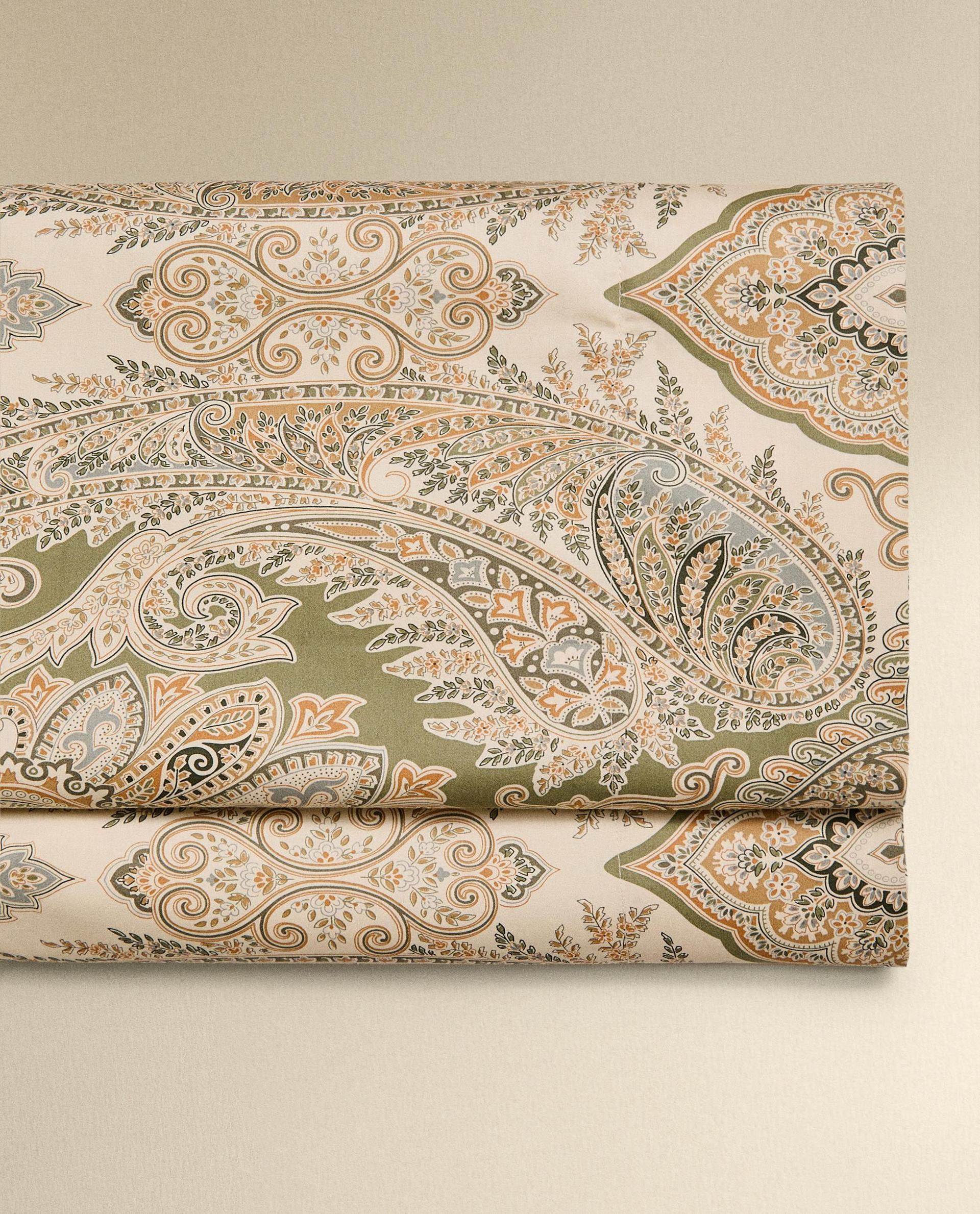 PAISLEY COTTON SATEEN FLAT SHEET (300 THREAD COUNT) PAISLEY COTTON SATEEN FLAT SHEET (300 THREAD COUNT)