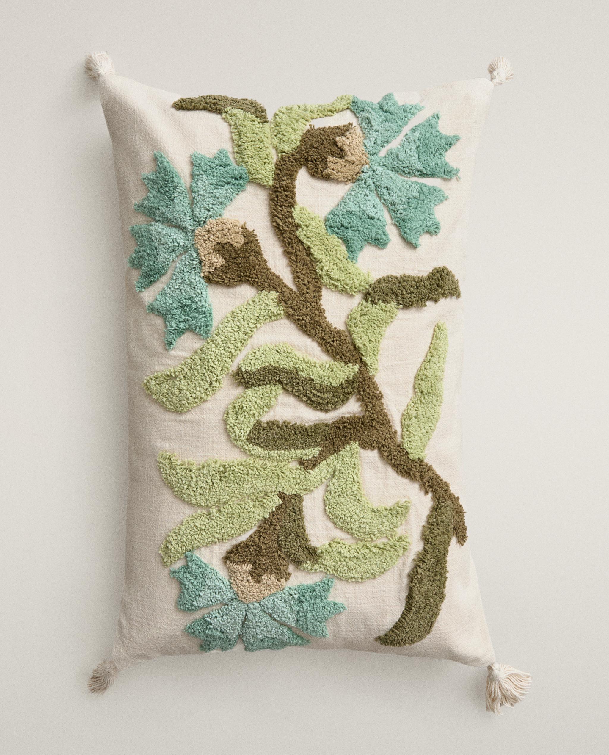TUFTING CUSHION COVER product thumbnail 5