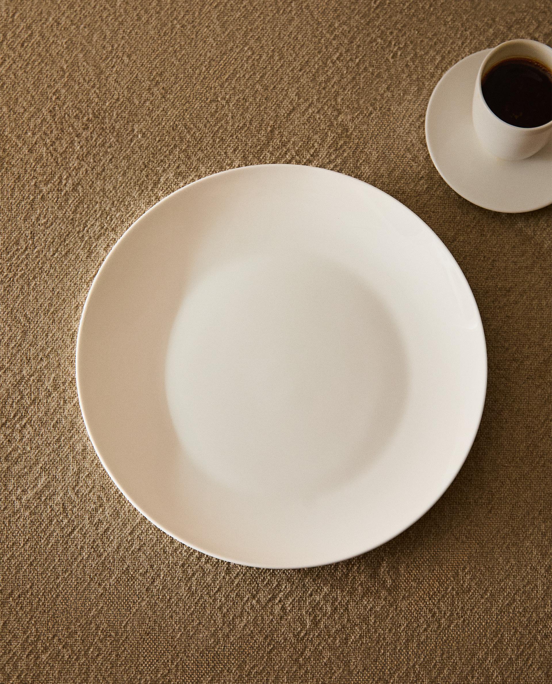 BONE CHINA DINNER PLATE