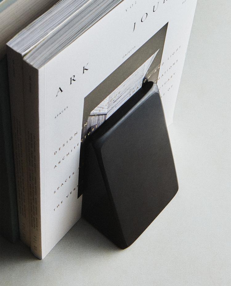 TRIANGULAR MARBLE BOOKEND