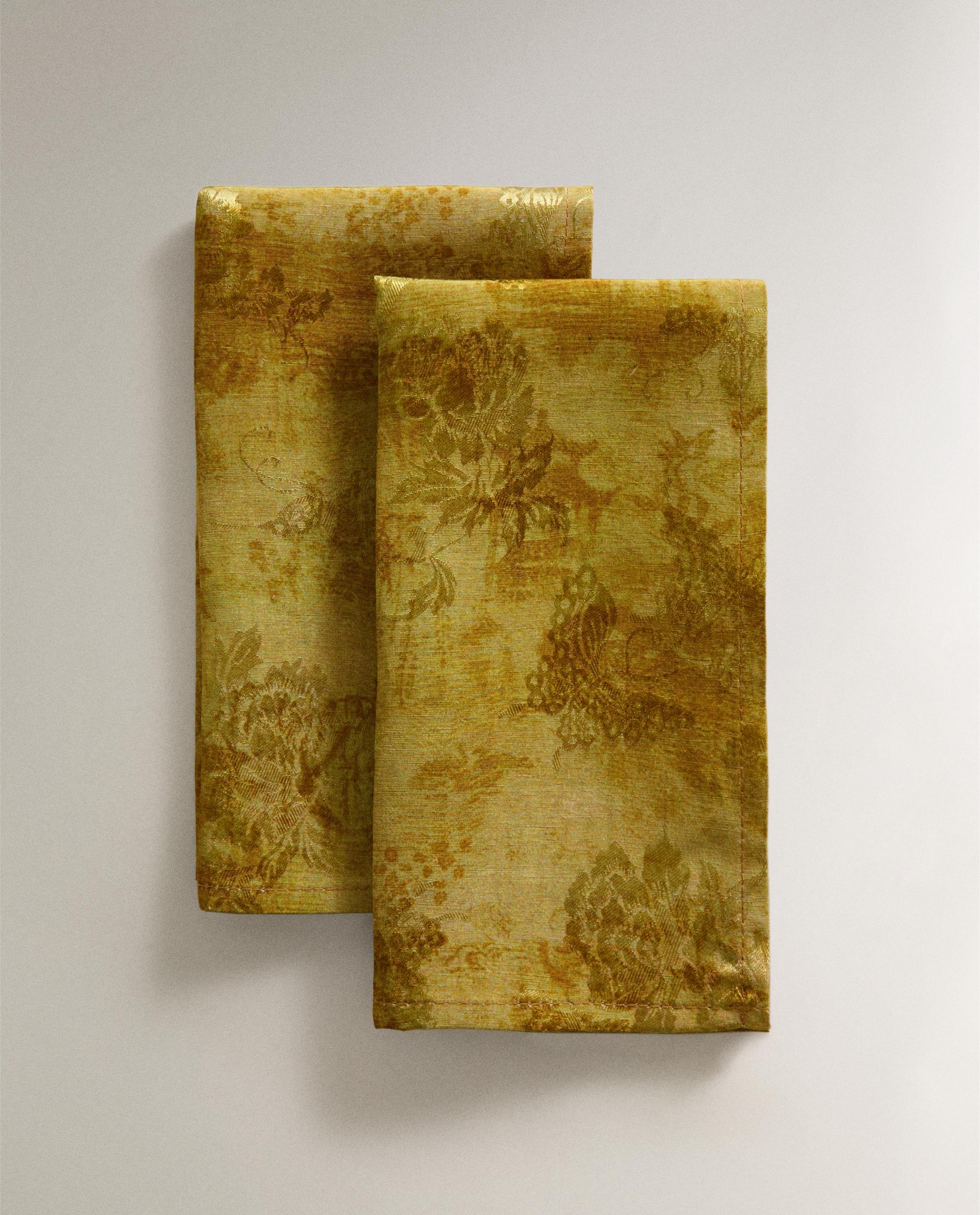 REVERSIBLE SATIN NAPKINS (PACK OF 2) | MARISA BERENSON product thumbnail 7