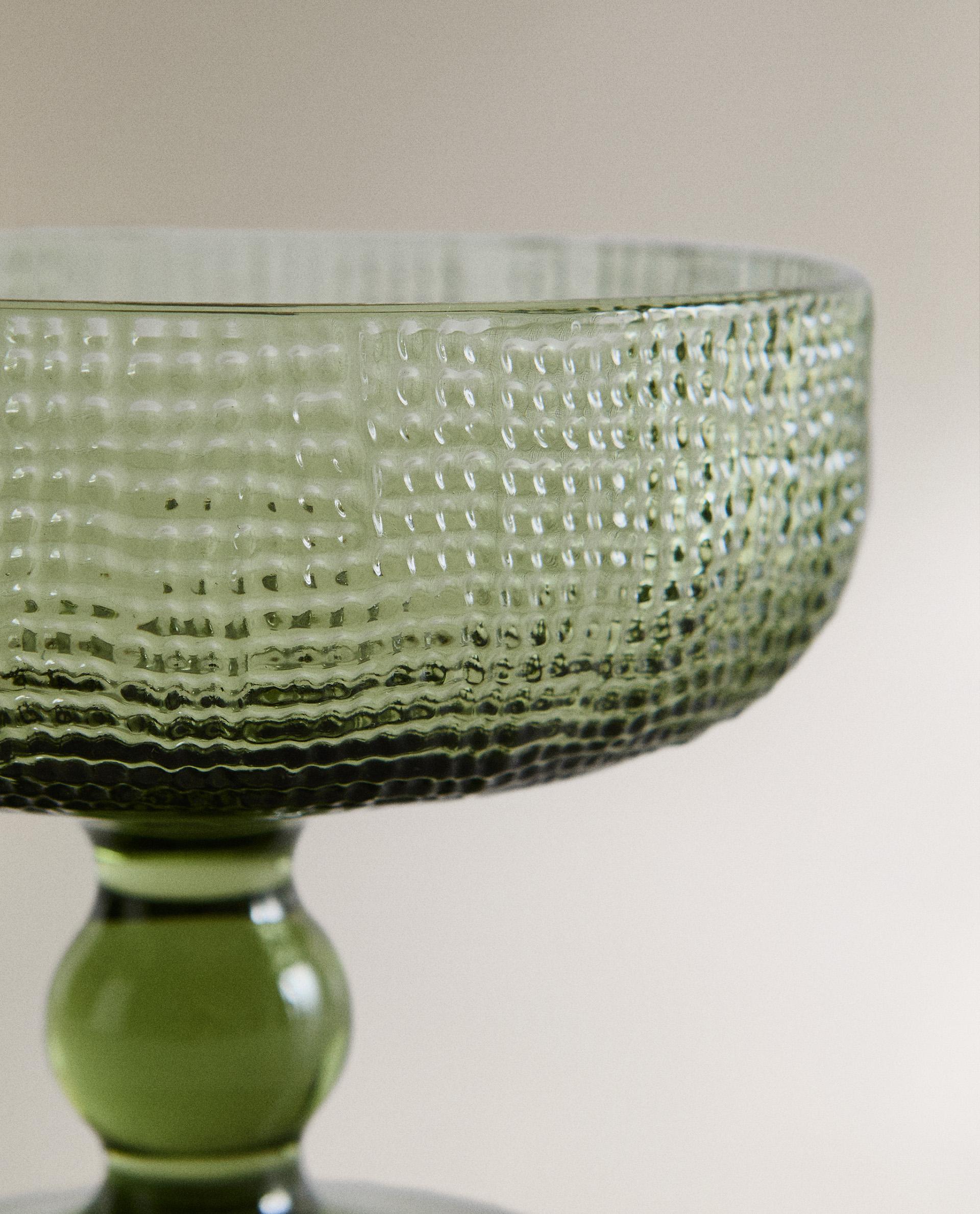 RAISED DESIGN GLASS ICE-CREAM CUP product thumbnail 5