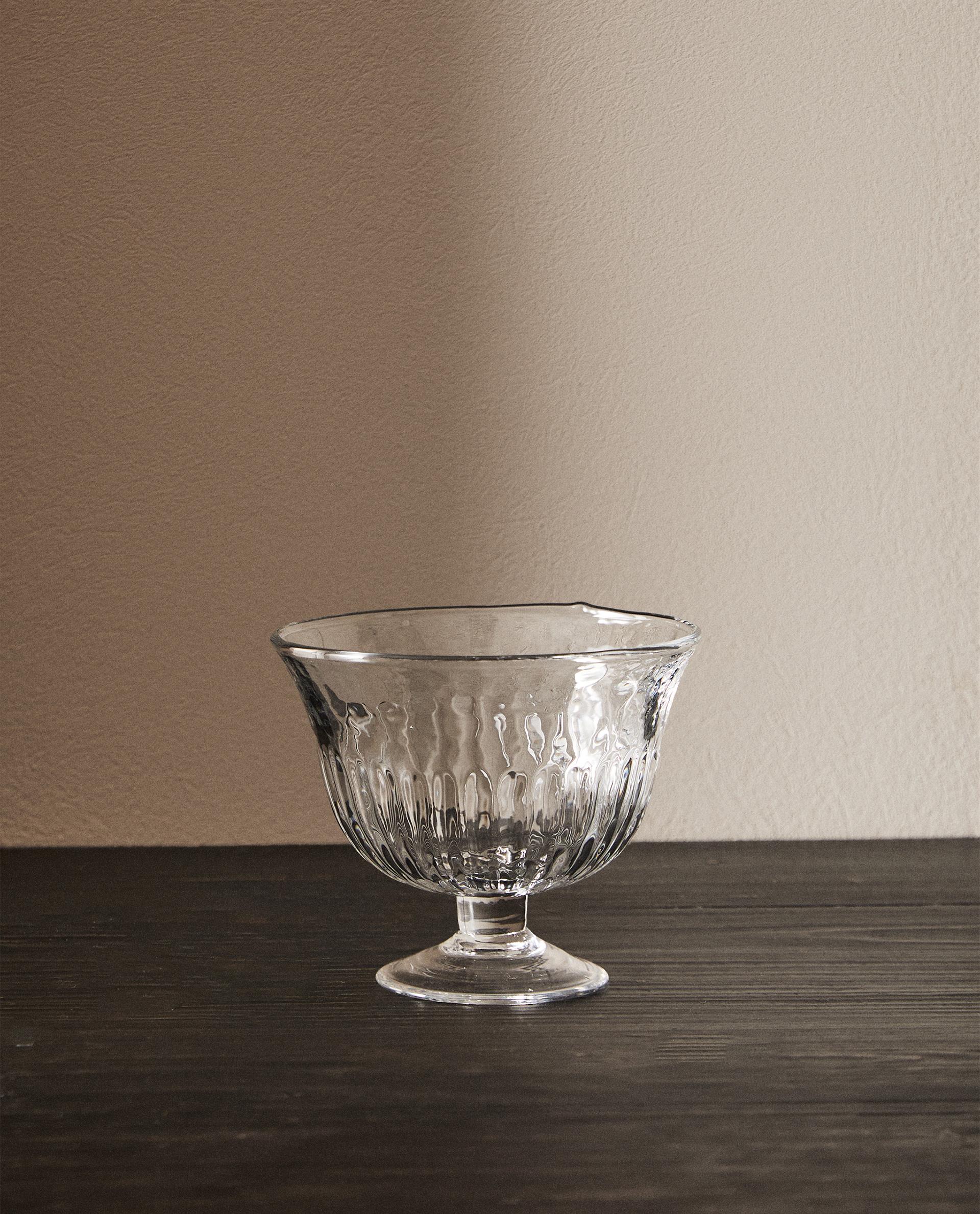 STRIPED GLASS SNACK BOWL