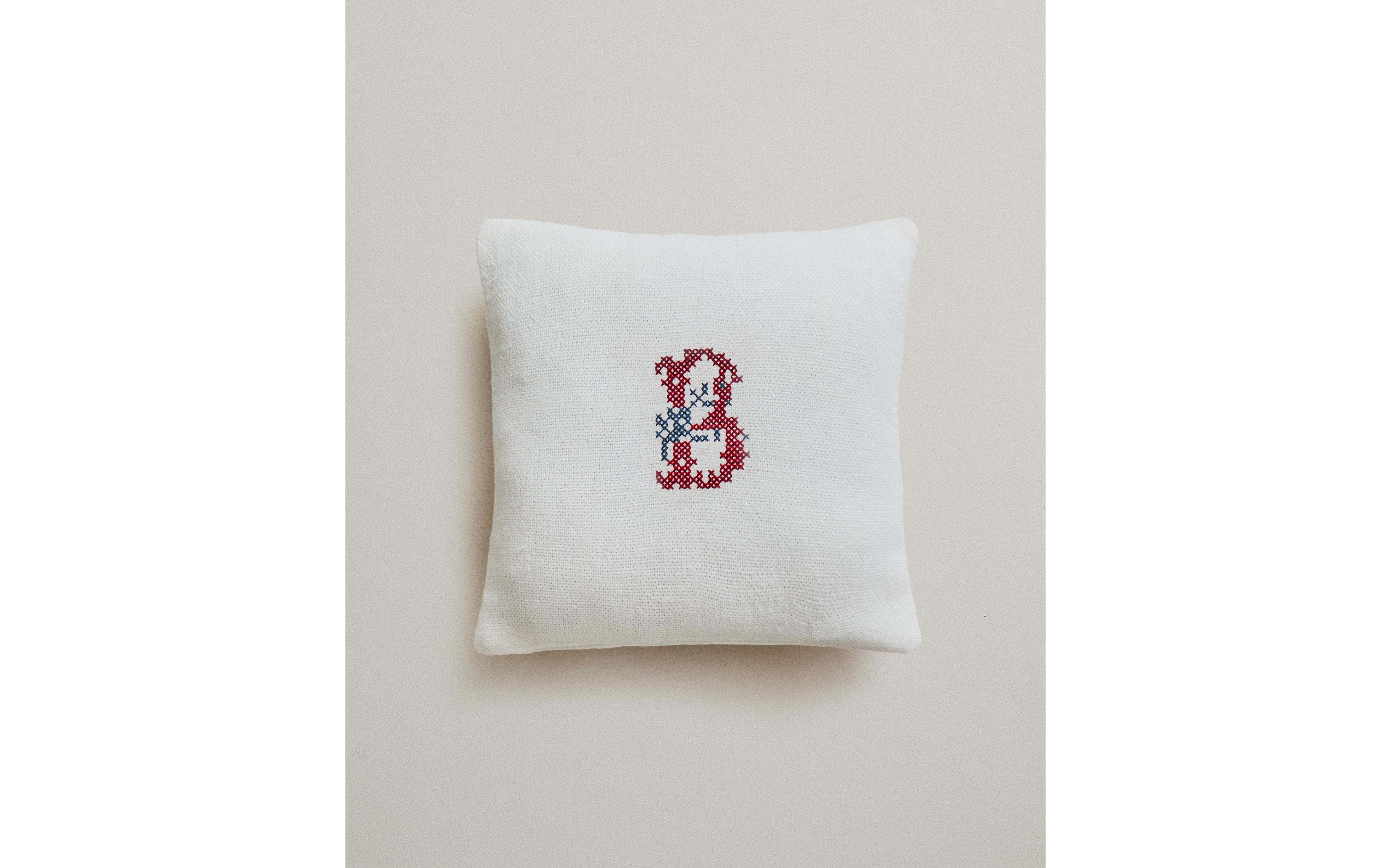 LINEN CUSHIONS WITH ALPHABET EMBROIDERY product thumbnail 10