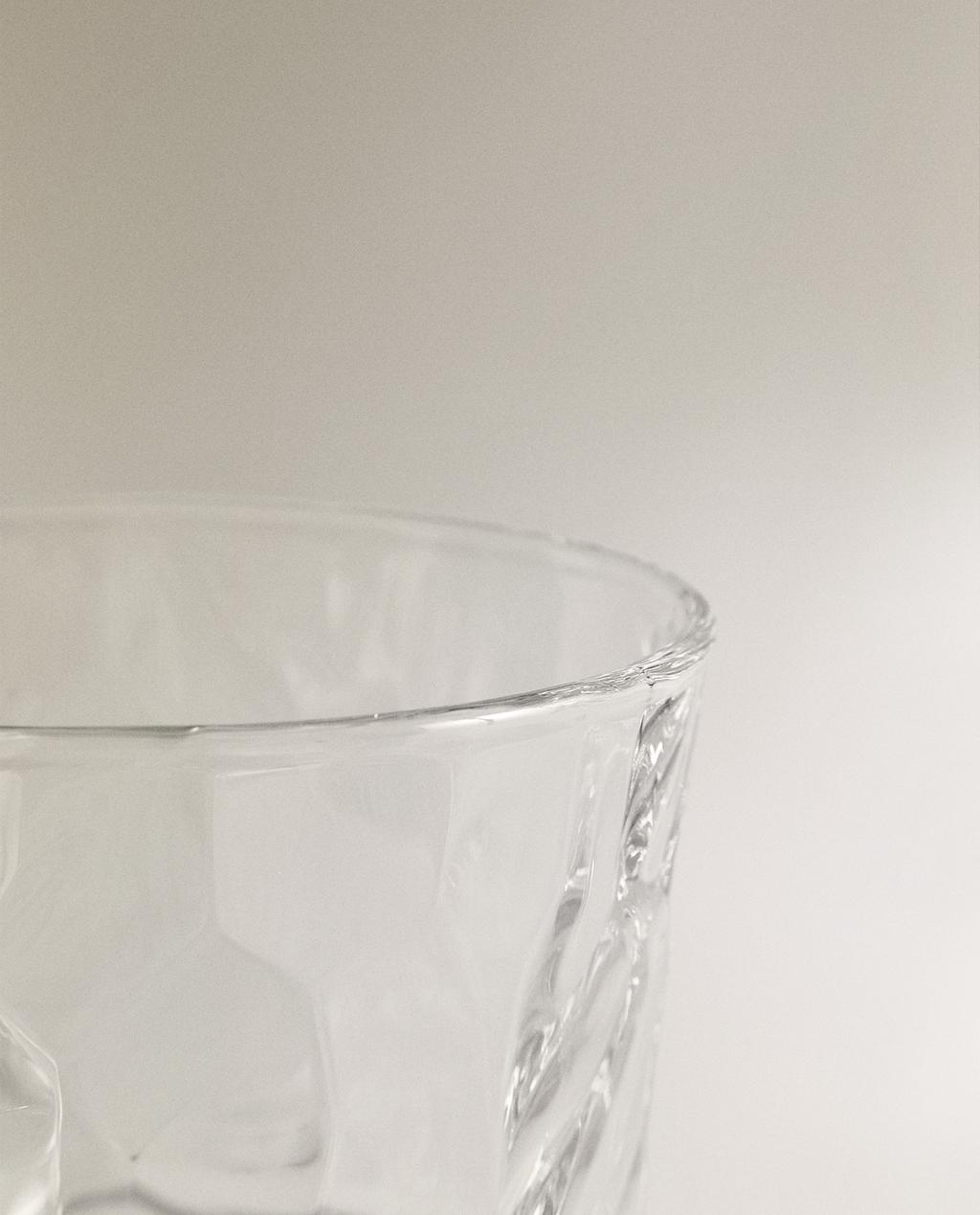 RAISED DESIGN GLASS TUMBLER