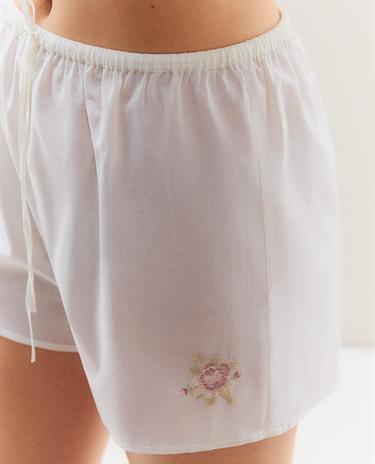 PANTALONCINI RICAMO FLOREALE