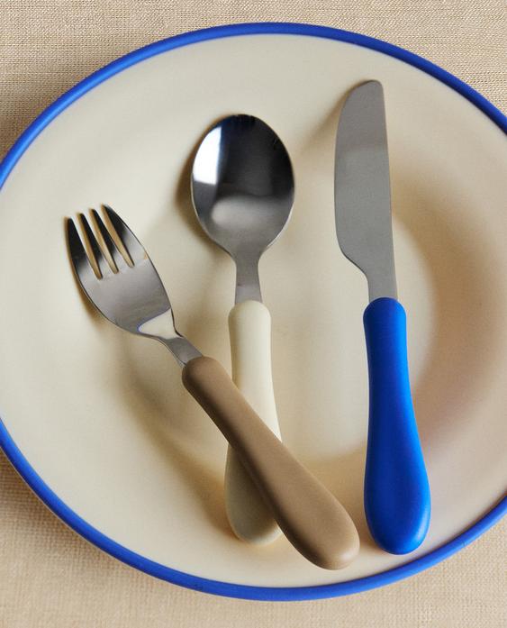 CONJUNTO DE TALHERES INFANTIL CABO DE SILICONE