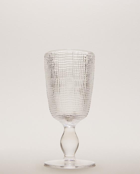 RAISED DESIGN WINE GLASS RAISED DESIGN WINE GLASS