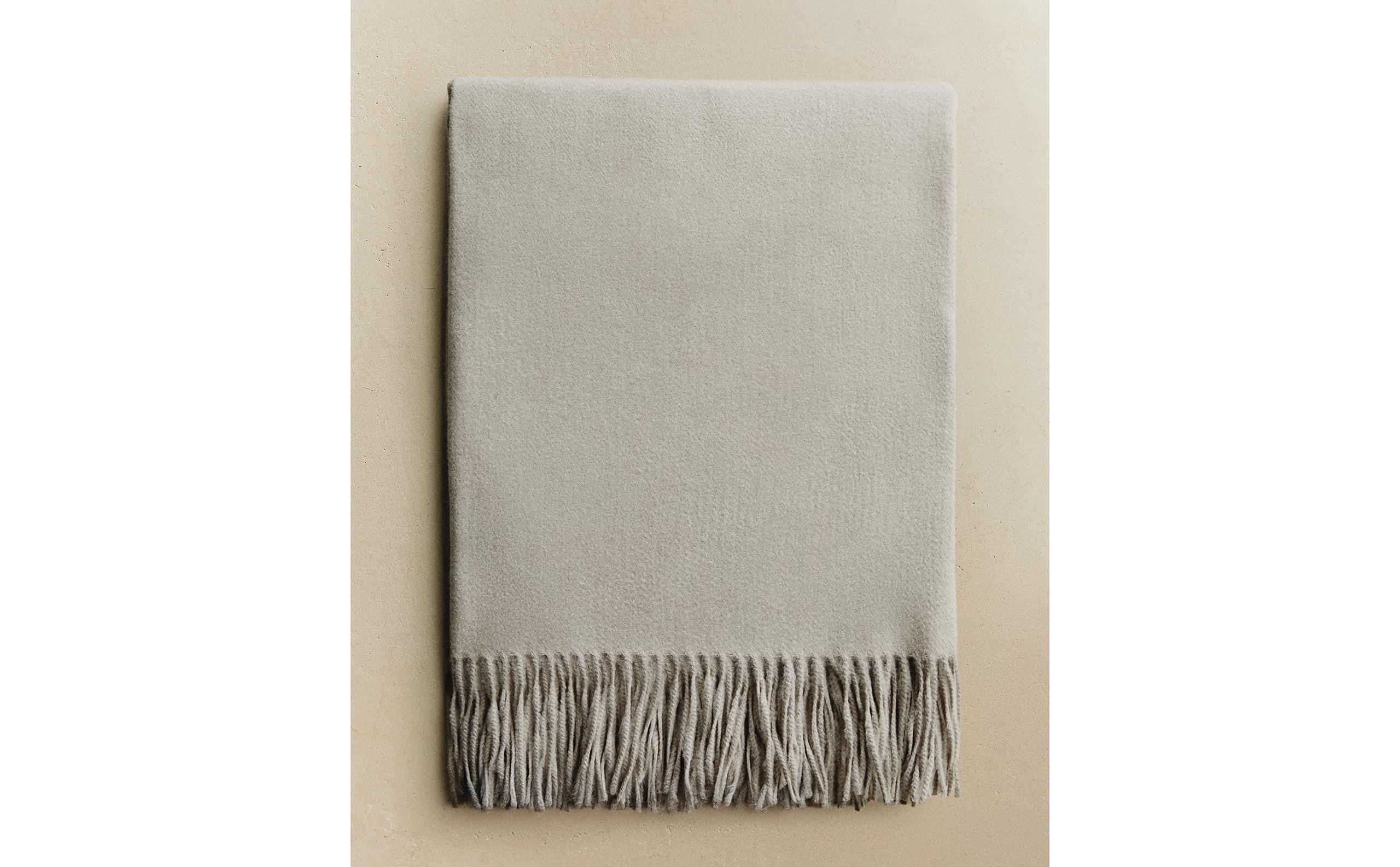 ソフトフリンジ ブランケット | Zara Home 日本/Japan