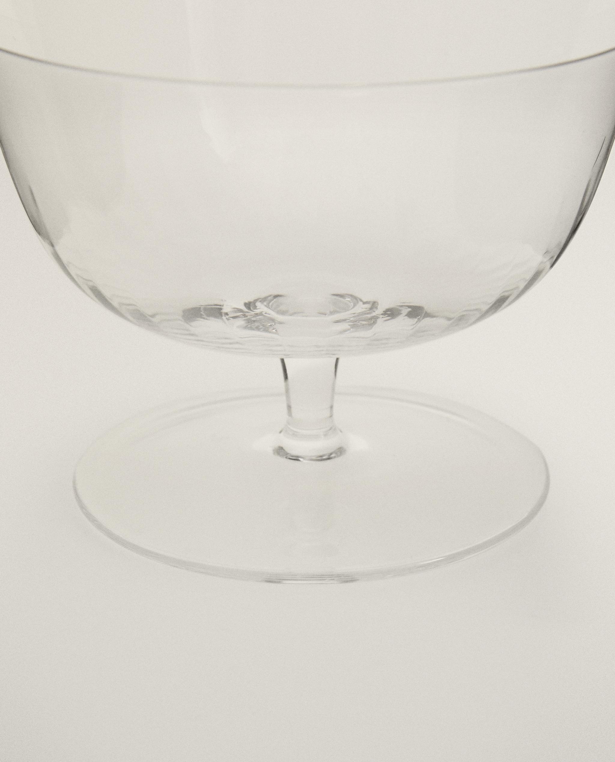 GLASS ICE-CREAM CUP WITH LINES product thumbnail 3