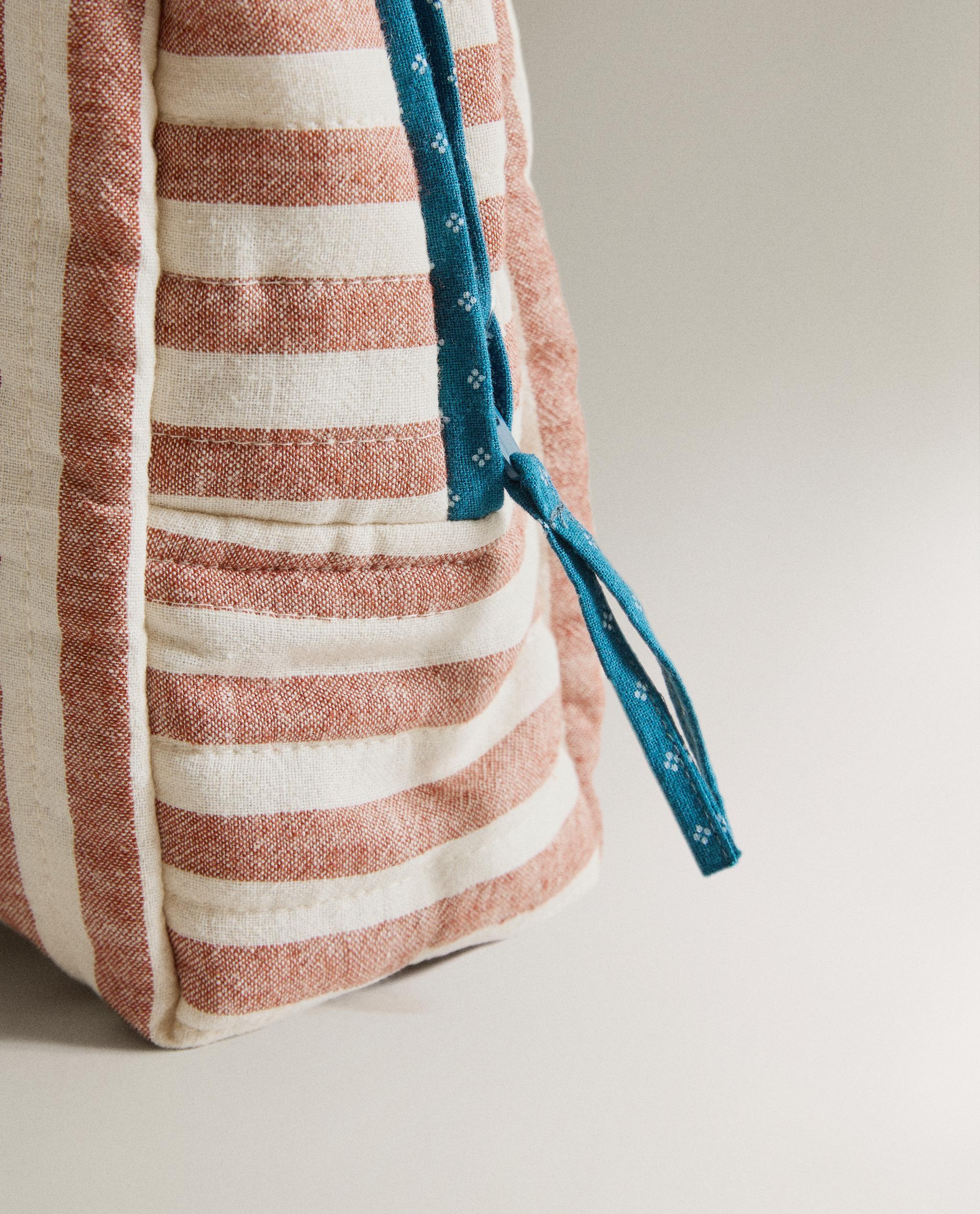 CHILDREN'S STRIPED LINEN AND COTTON TOILETRY BAG product thumbnail 6