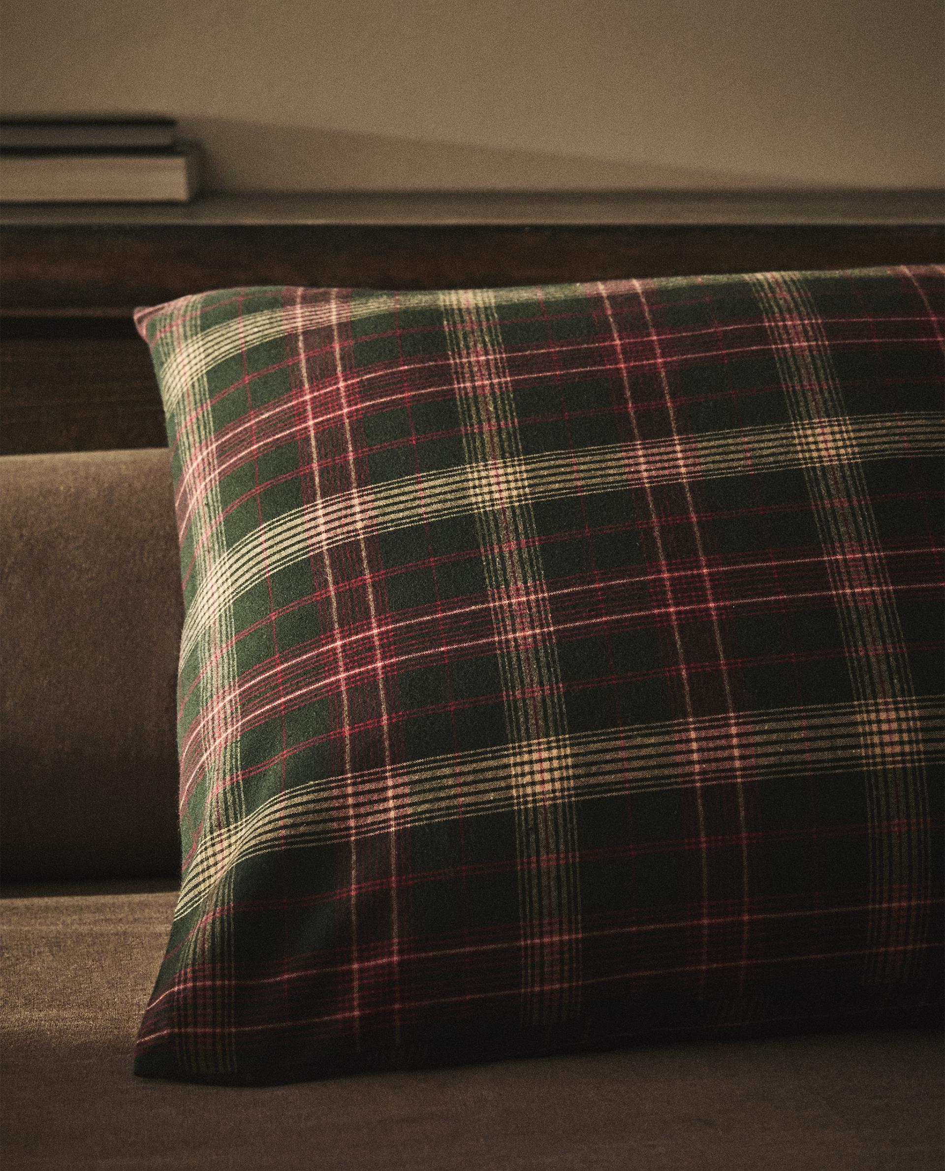 Christmas flannel pillowcases best sale