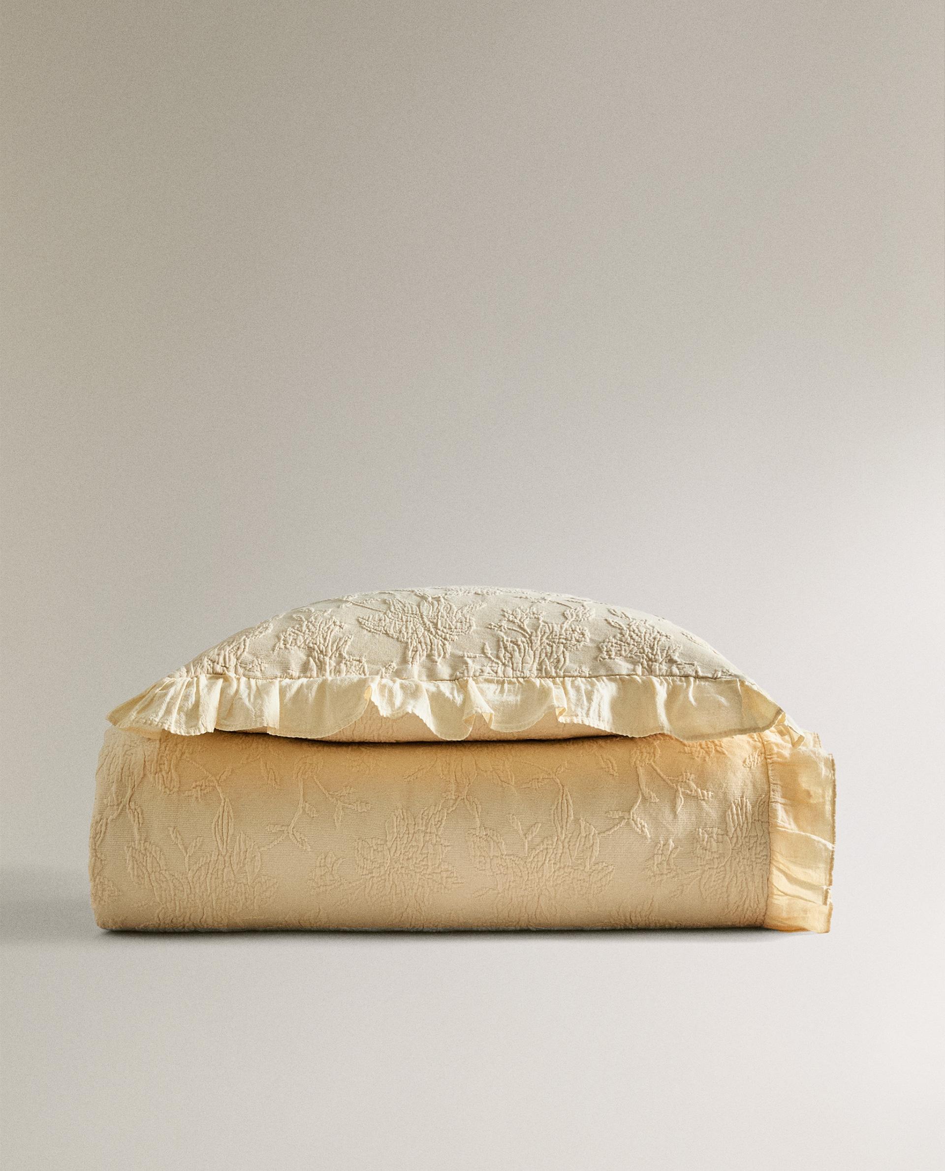 Zara Home ジャカードのフリル付きベッドカバー ジャカードのフリル付きベッドカバー | Zara Home 日本/Japan