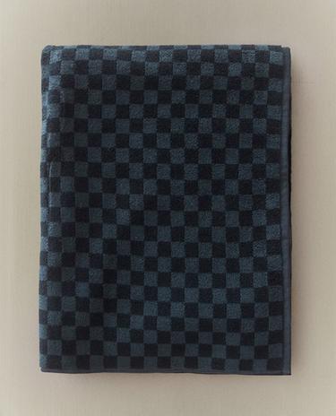 CHEQUERED BATH TOWEL