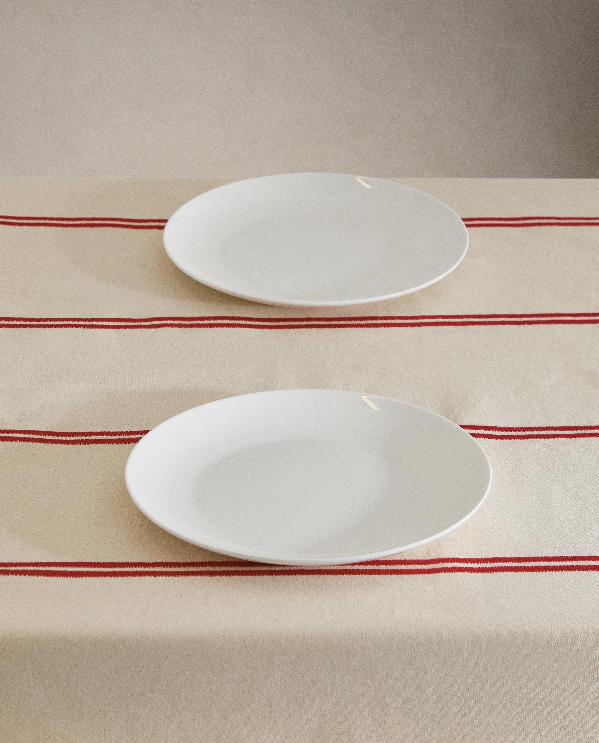 EMBROIDERED DOUBLE STRIPE TABLECLOTH product thumbnail 2