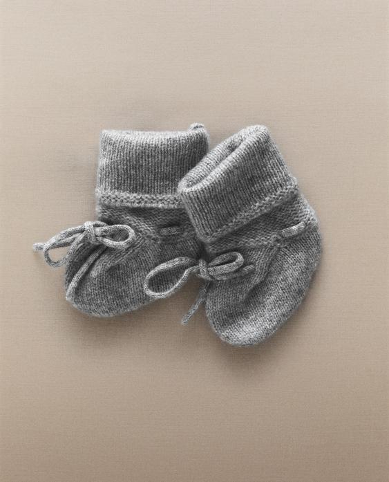 CASHMERE BABY BOOTIES