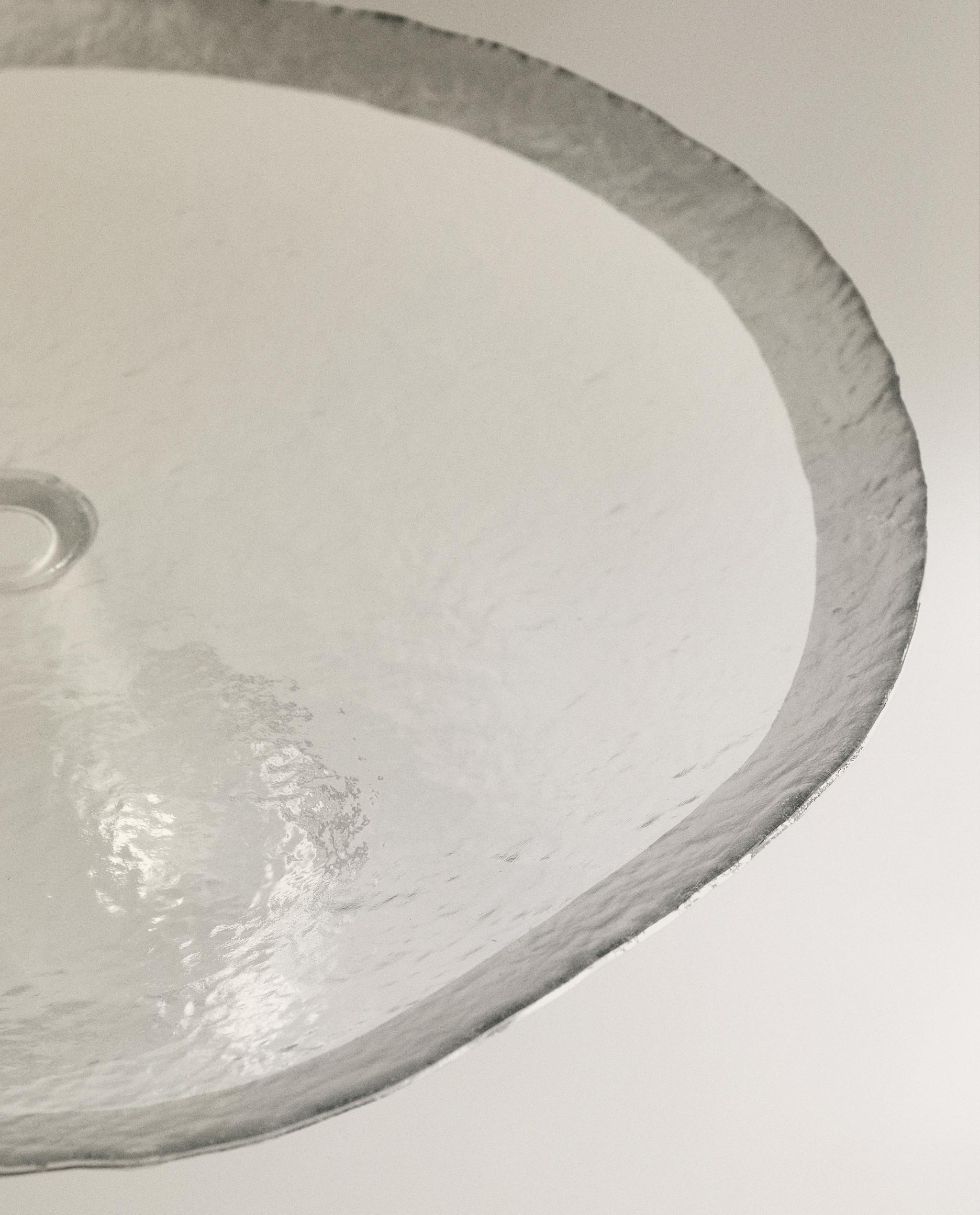 RAISED GLASS SERVING DISH WITH SILVER RIM product thumbnail 8